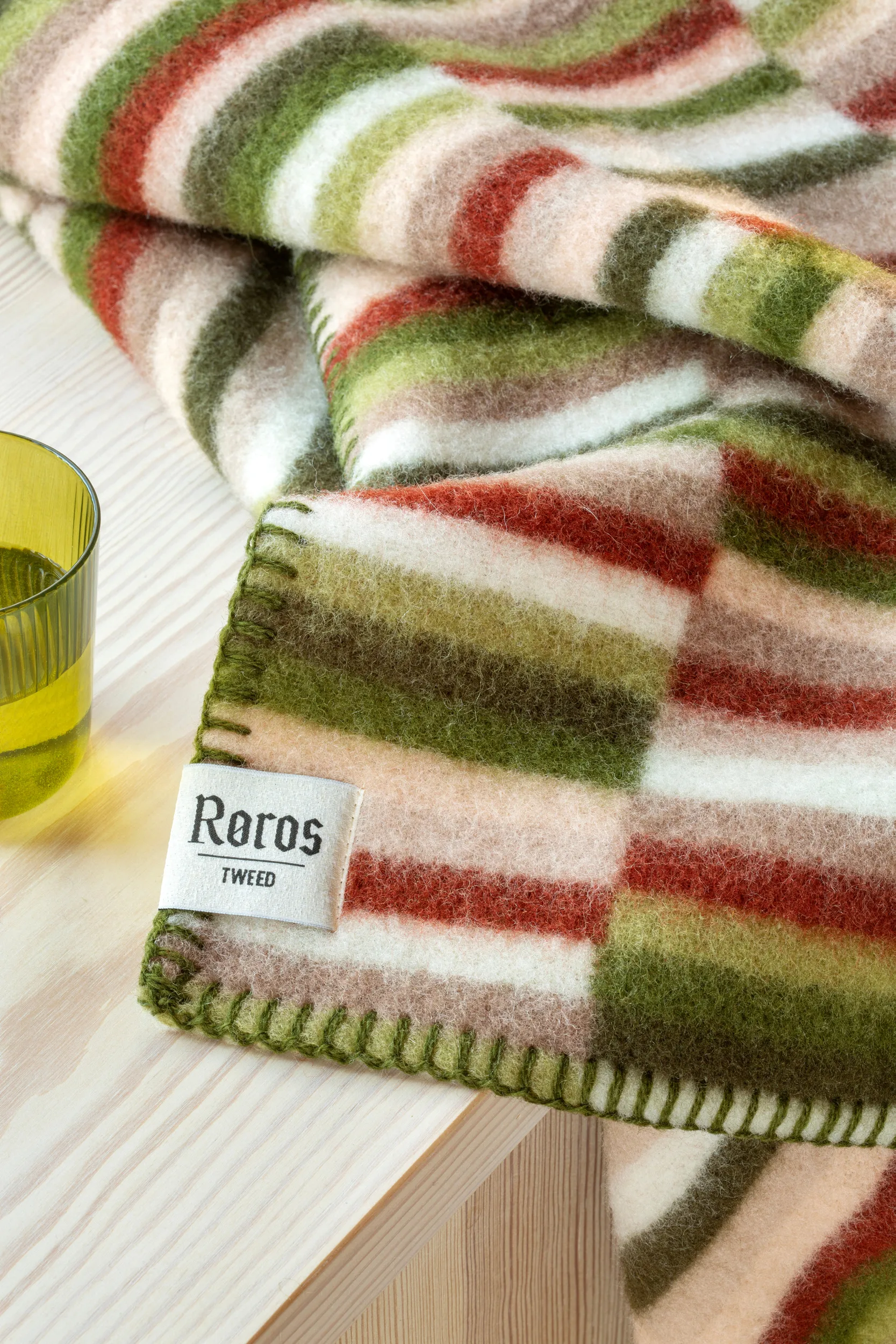 이다 담요 135x200 cm, Olive burgundy Røros Tweed | 뢰로스 트위드