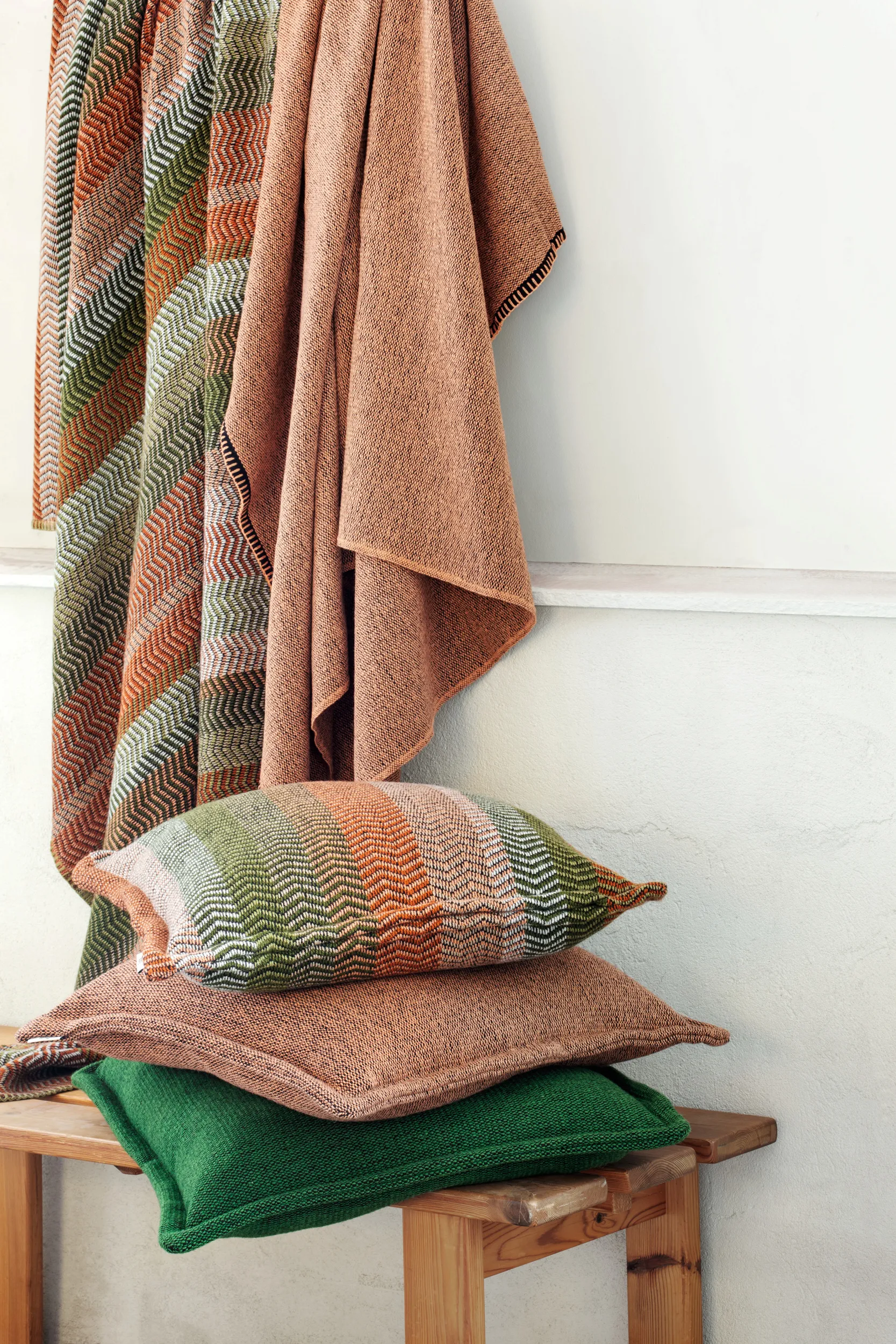 Fri 담요 150x200 cm, Summer red Røros Tweed | 뢰로스 트위드