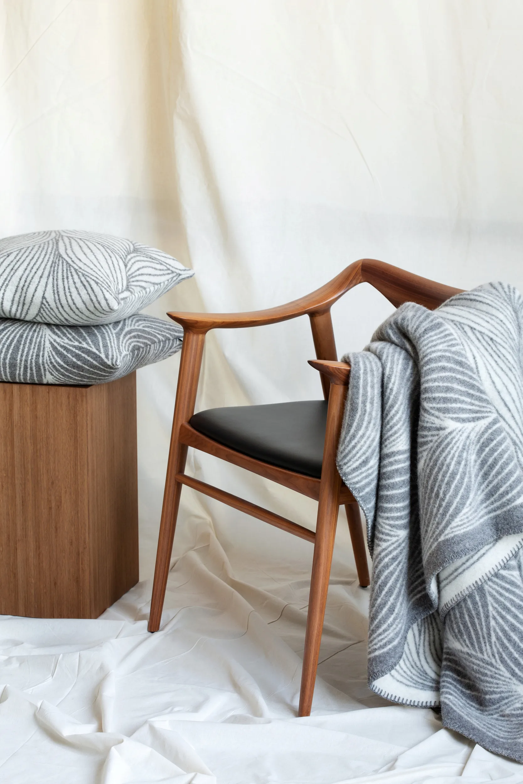 Naturpledd 담요 135x200 cm, Braid Røros Tweed | 뢰로스 트위드