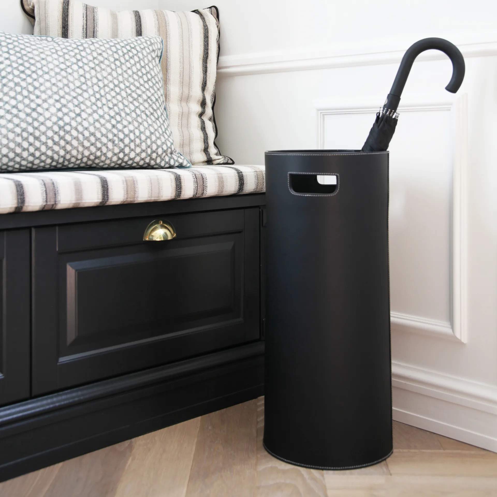 Ørskov 우산 꽂이, black with white stitches Ørskov | 오르슈코브