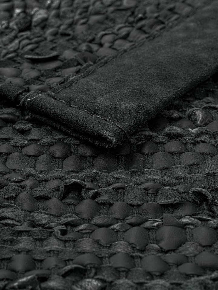 레더 러그 140x200 cm - dark gray (dark gray) - Rug Solid | 러그솔리드