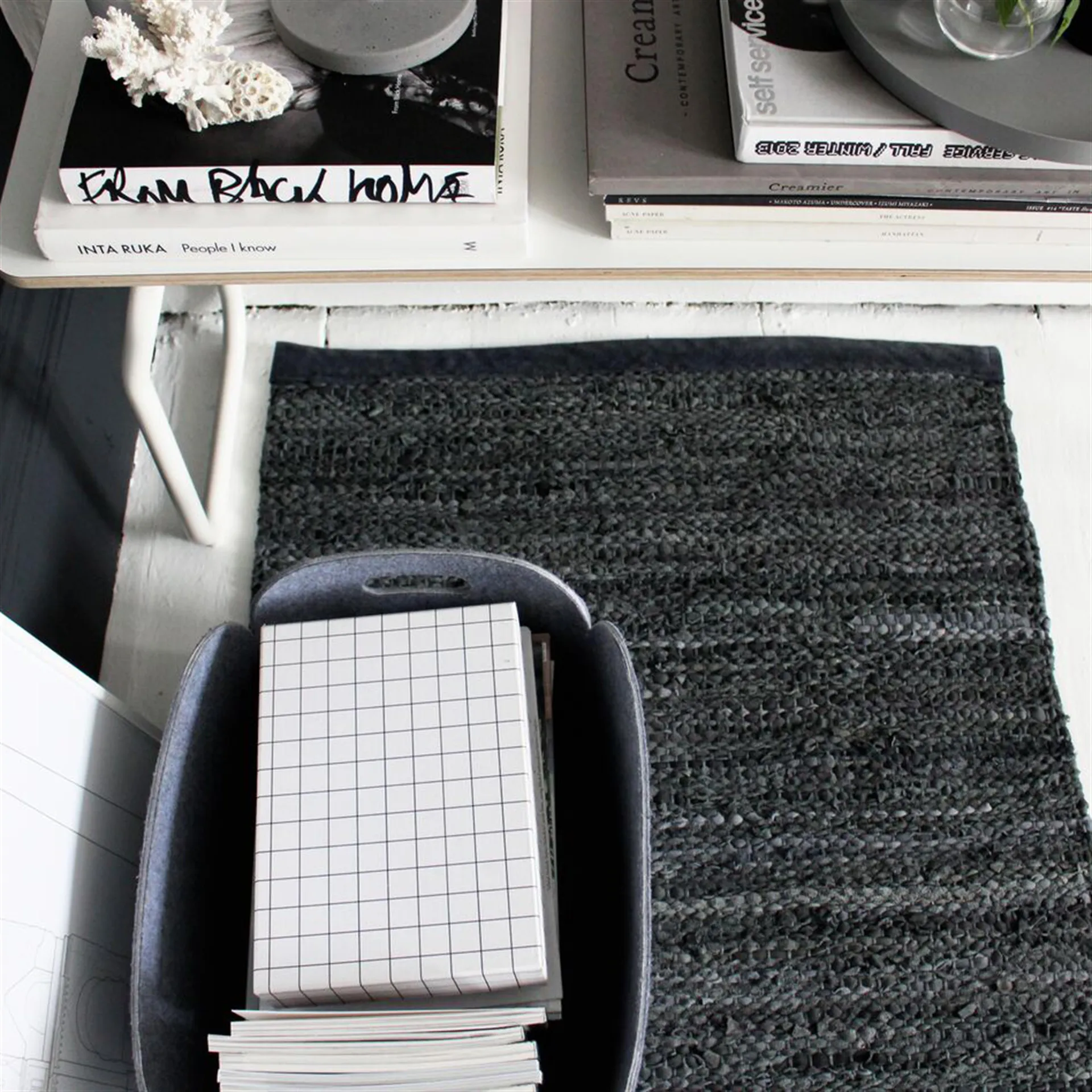 레더 러그 60x90 cm, black Rug Solid | 러그솔리드