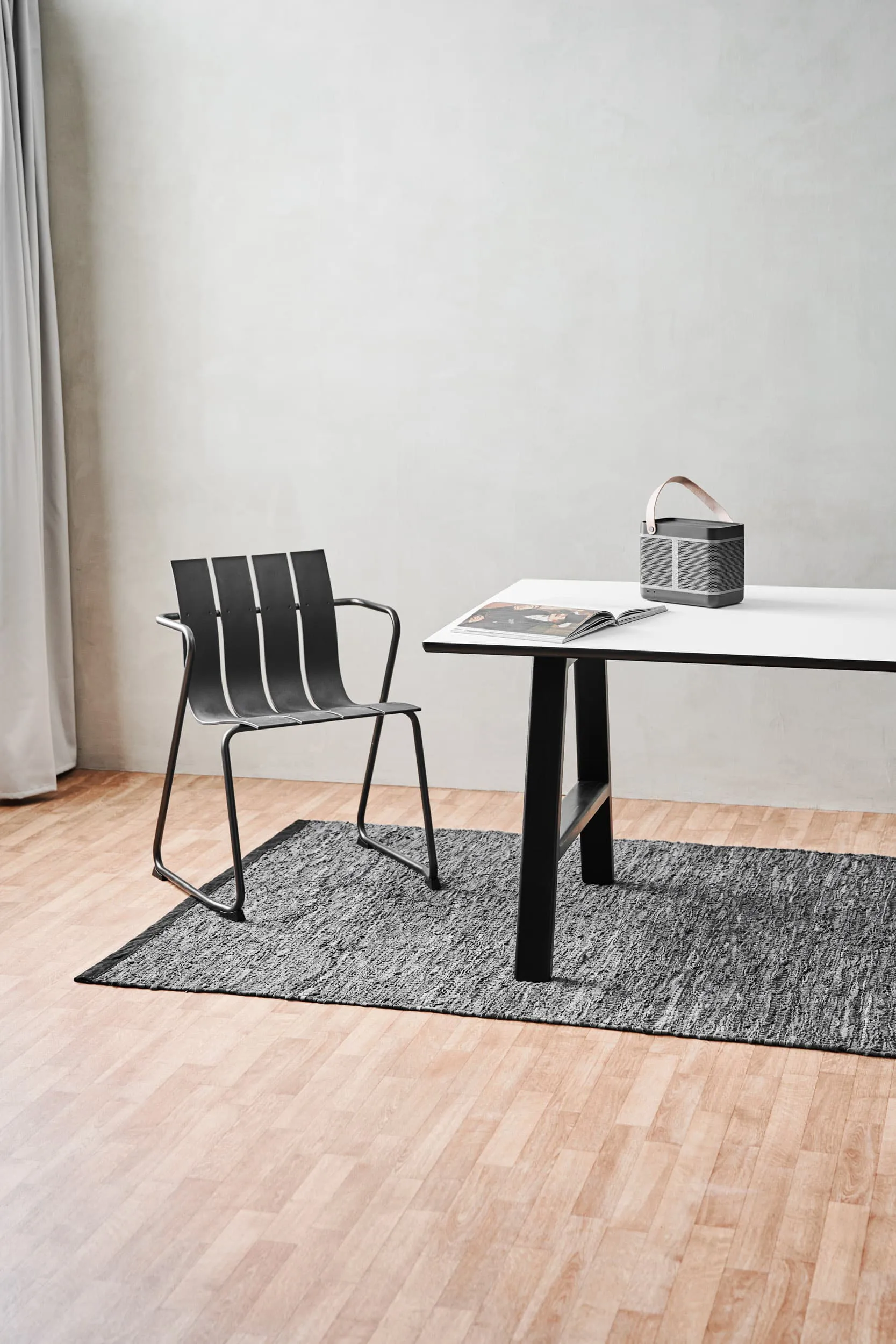 레더 러그 65x135 cm, dark gray (dark gray) Rug Solid | 러그솔리드