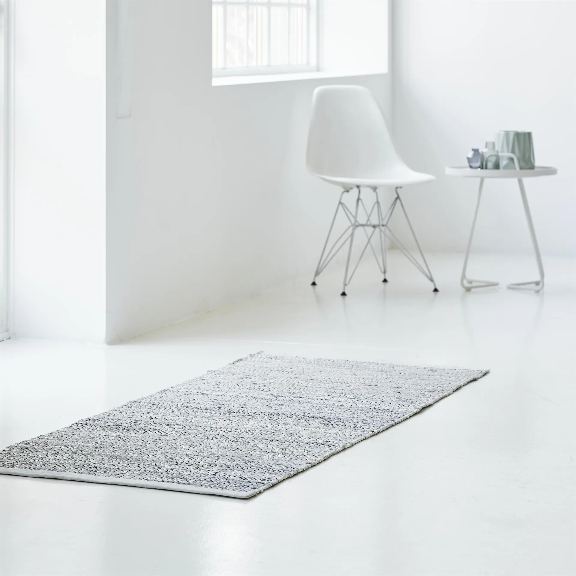레더 러그 65x135 cm, light gray (light gray) Rug Solid | 러그솔리드