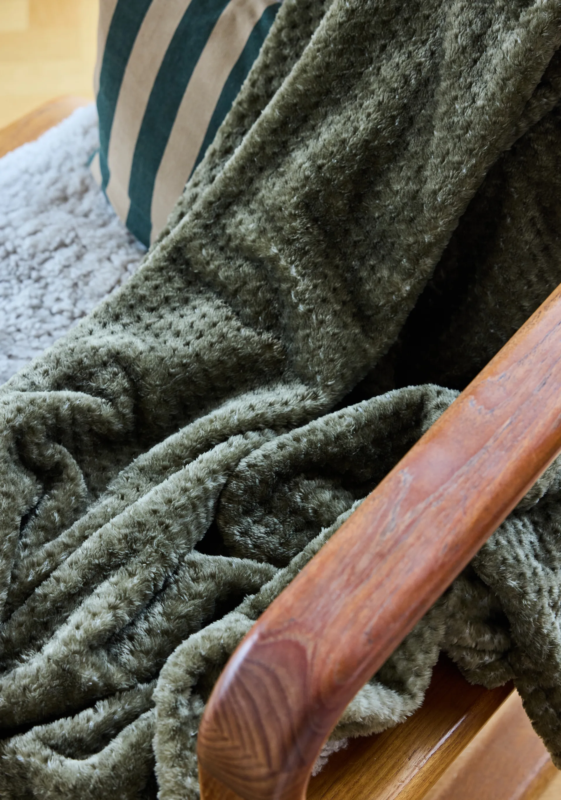 안니 플리스 스로우 130x170 cm, Green Sagaform | 사가폼