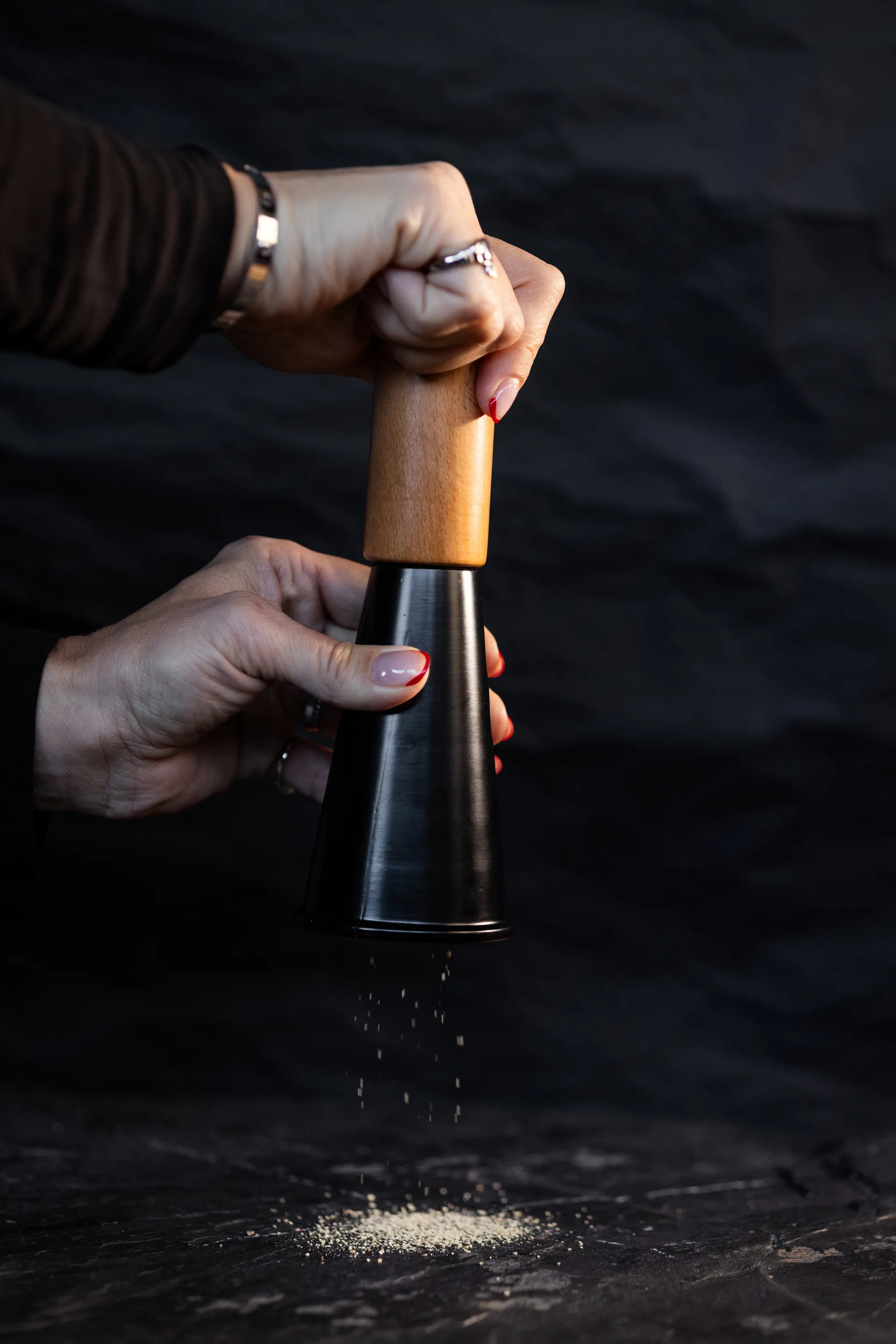 구르켄 소금 & 후추 그라인더 미듐 20.5 cm, Black-brown Sagaform | 사가폼