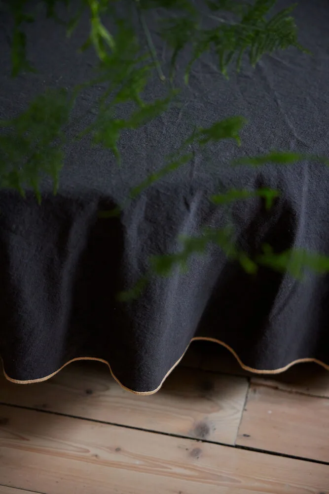 Edith 라운드 테이블클로스 Ø180 cm, Gray Sagaform | 사가폼