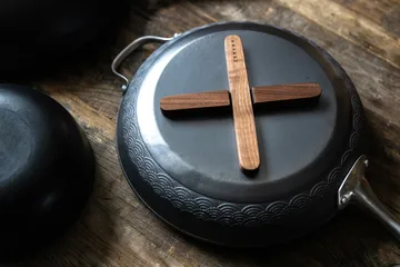 사타케 자석 냄비 받침 - Walnut - Satake | 사타케