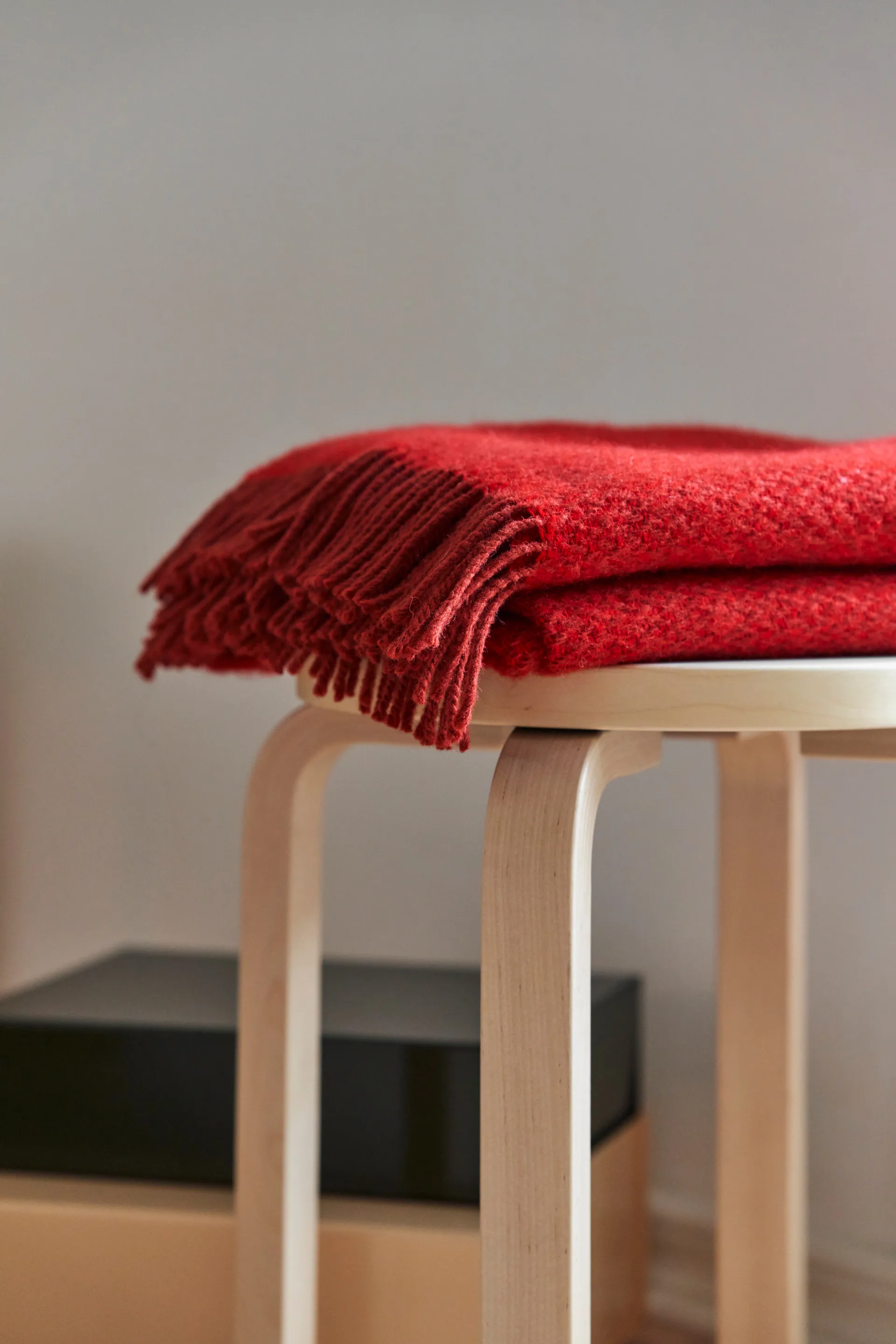 샌드스톤 울 스로우 130x180 cm, Red Scandi Living | 스칸디리빙