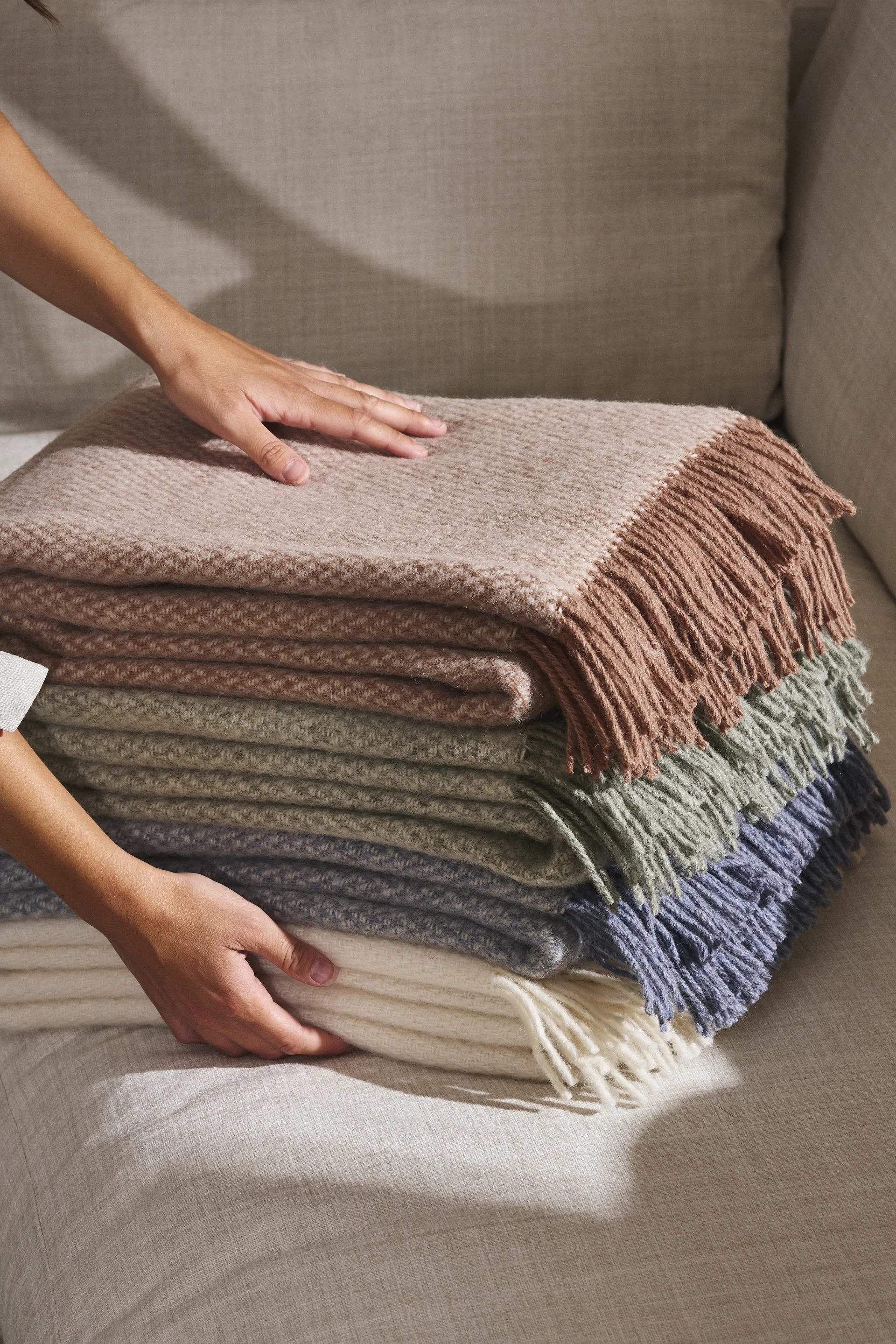 샌드스톤 울 스로우 130x180 cm, Sage Melange Scandi Living | 스칸디리빙