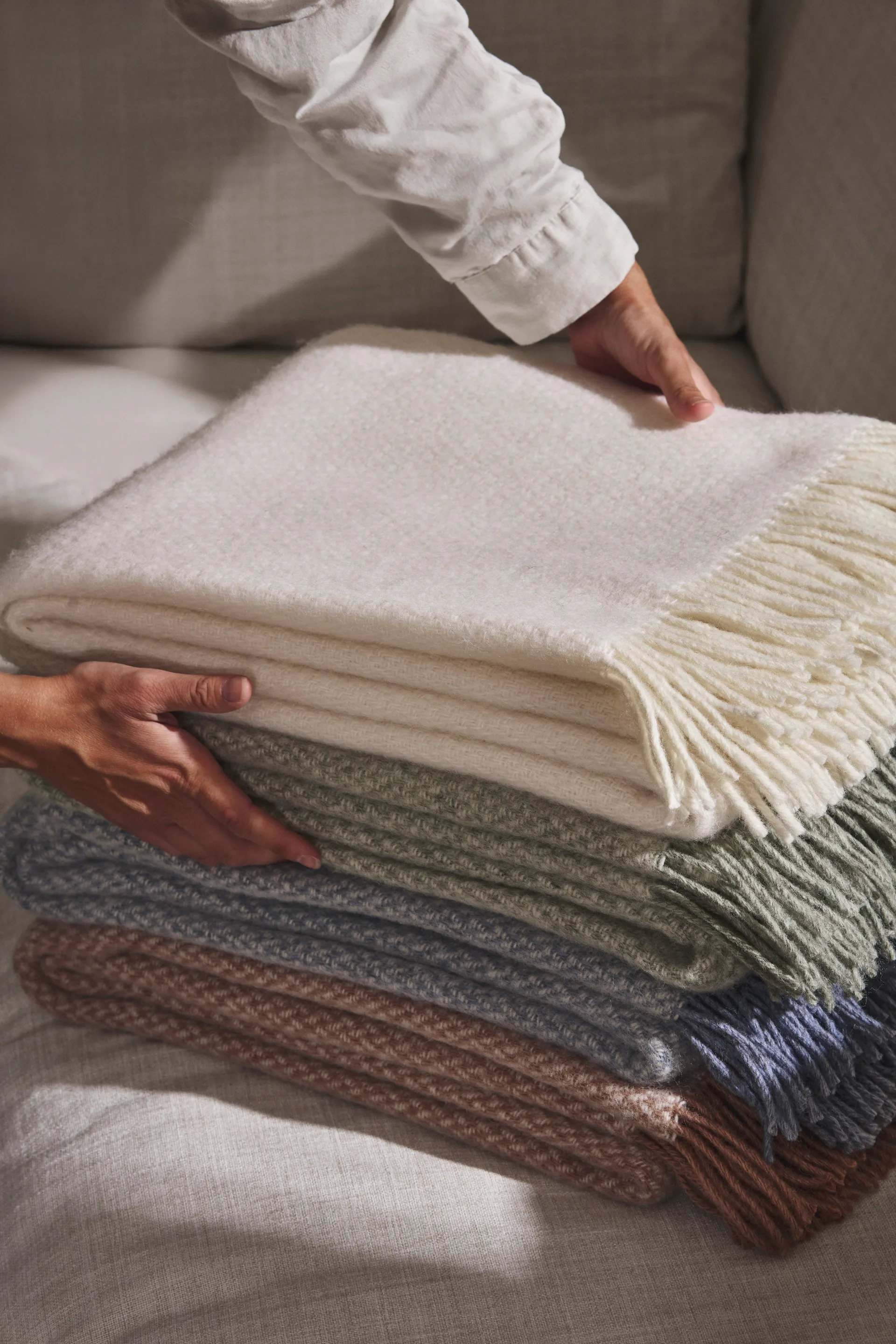 샌드스톤 울 스로우 130x180 cm, Sage Melange Scandi Living | 스칸디리빙