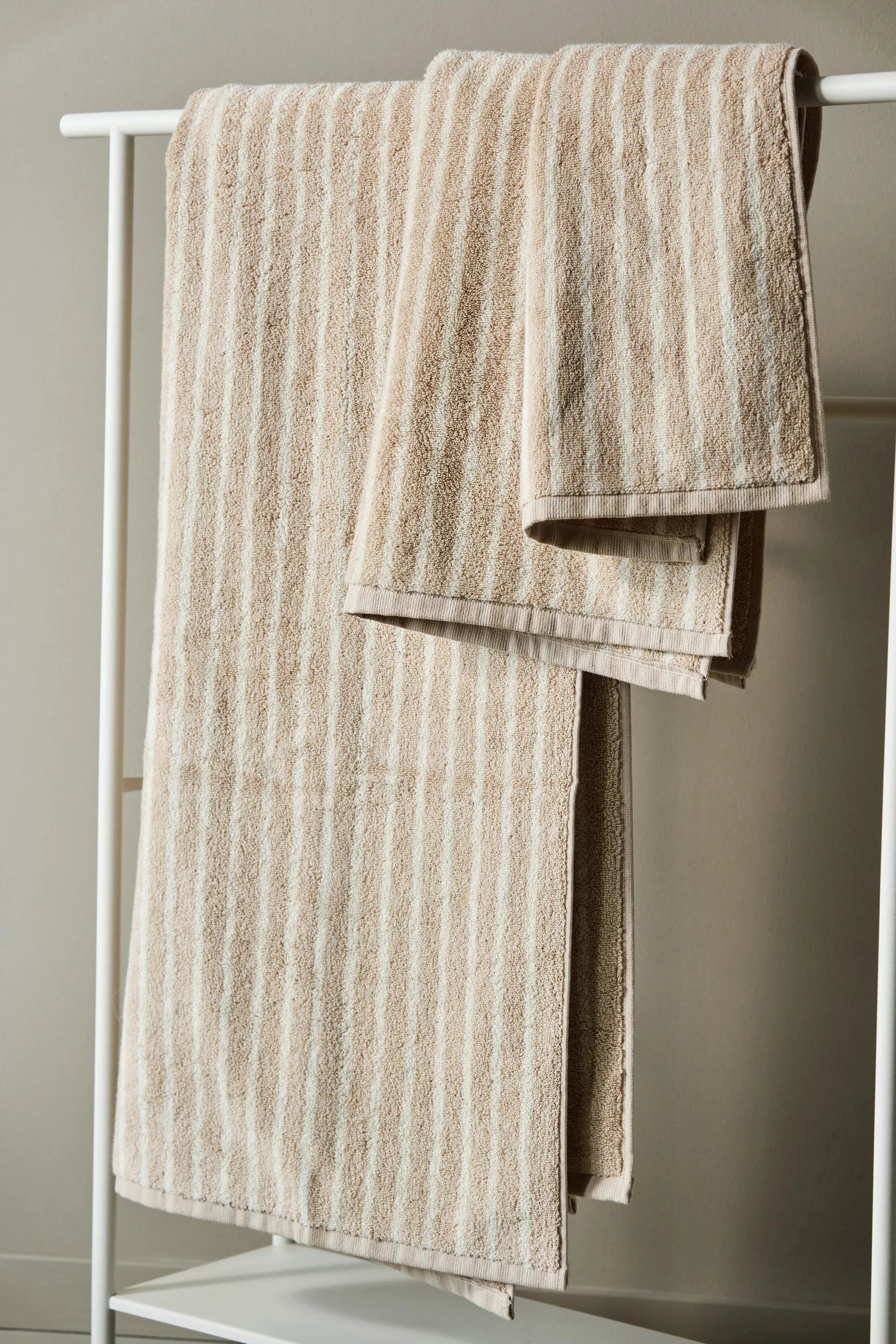 드리프트 타월 30x50 cm, Beige-white Scandi Living | 스칸디리빙