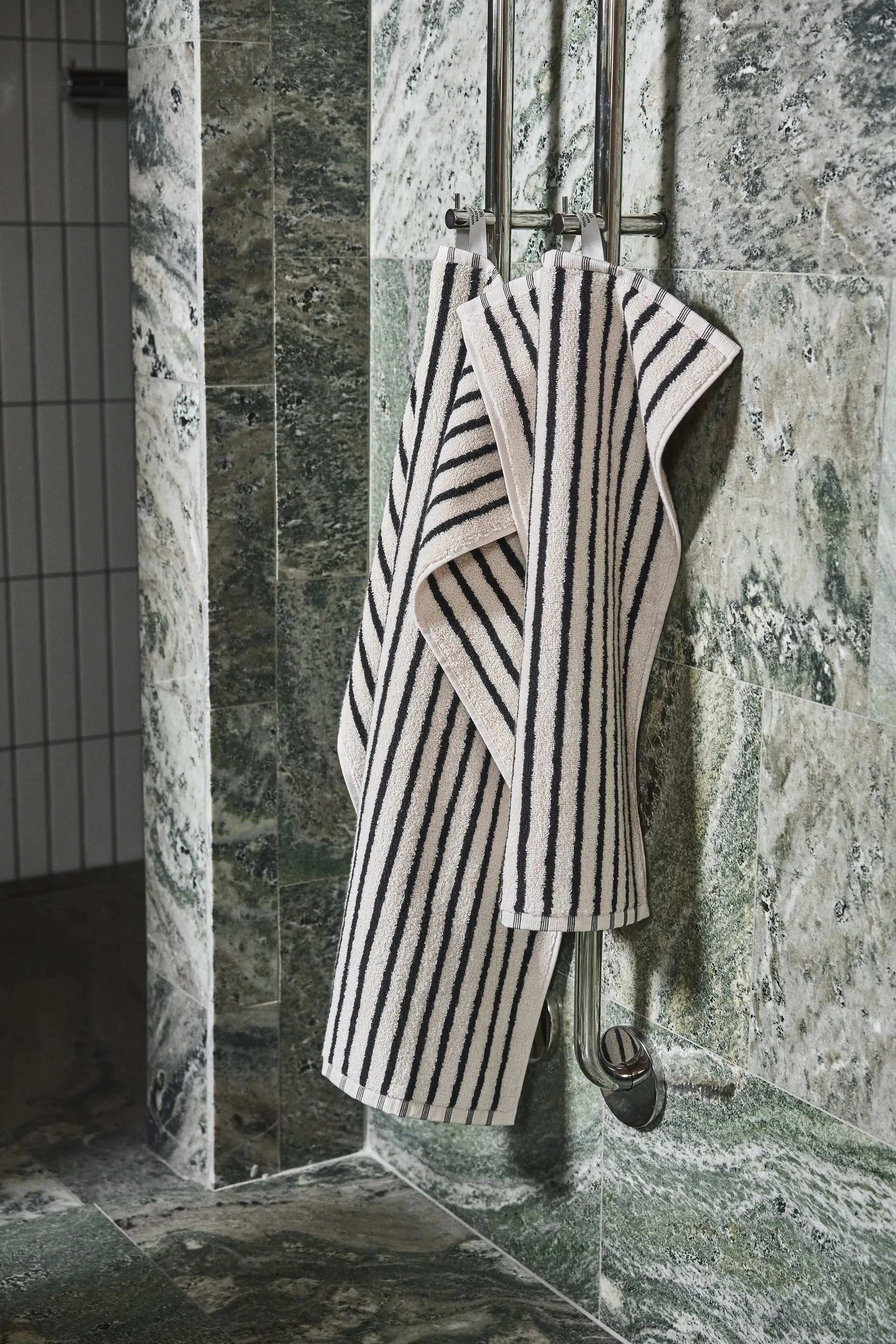 드리프트 타월 30x50 cm, White-black Scandi Living | 스칸디리빙