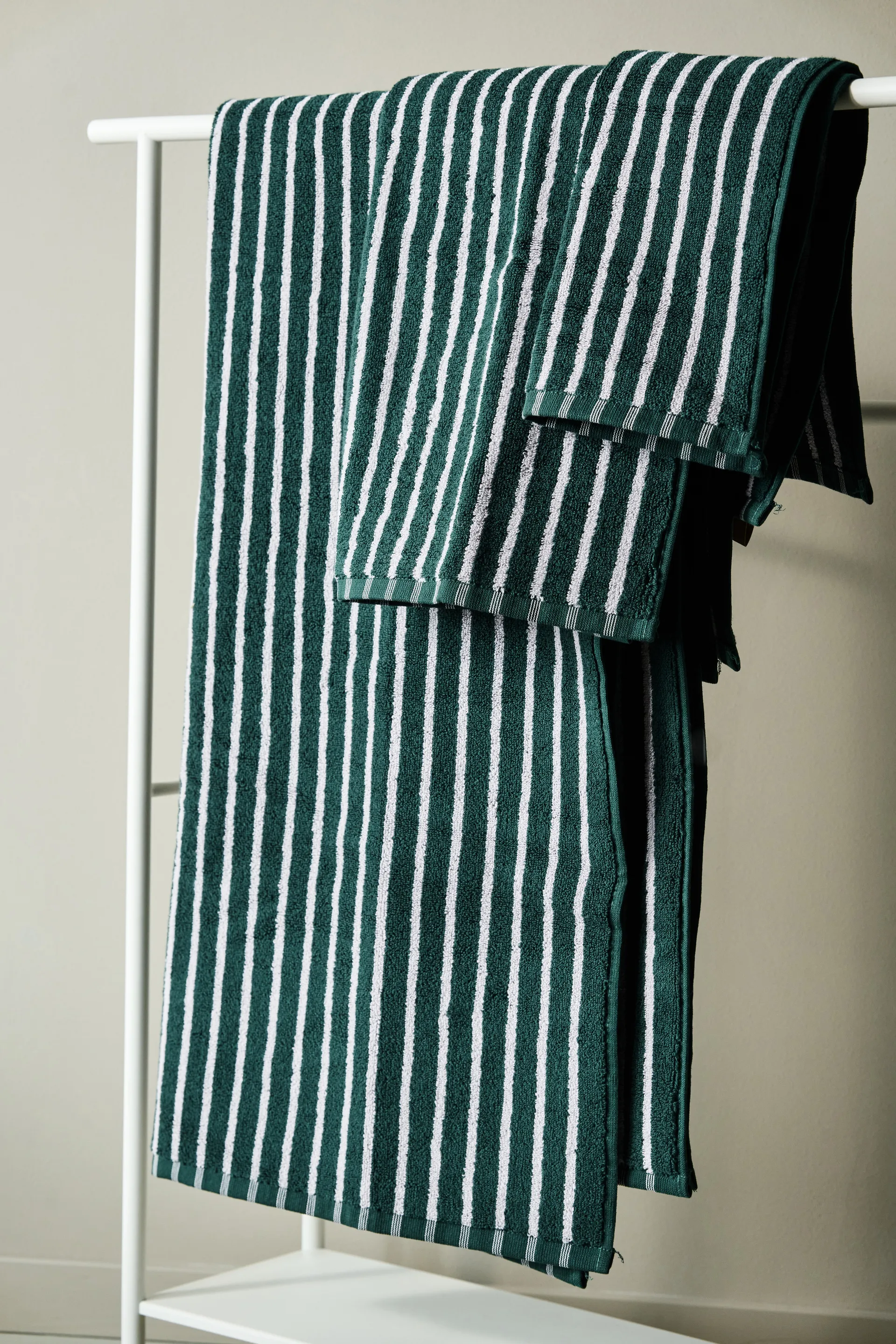드리프트 타월 4개 세트 - Green-Lilac,  Scandi Living