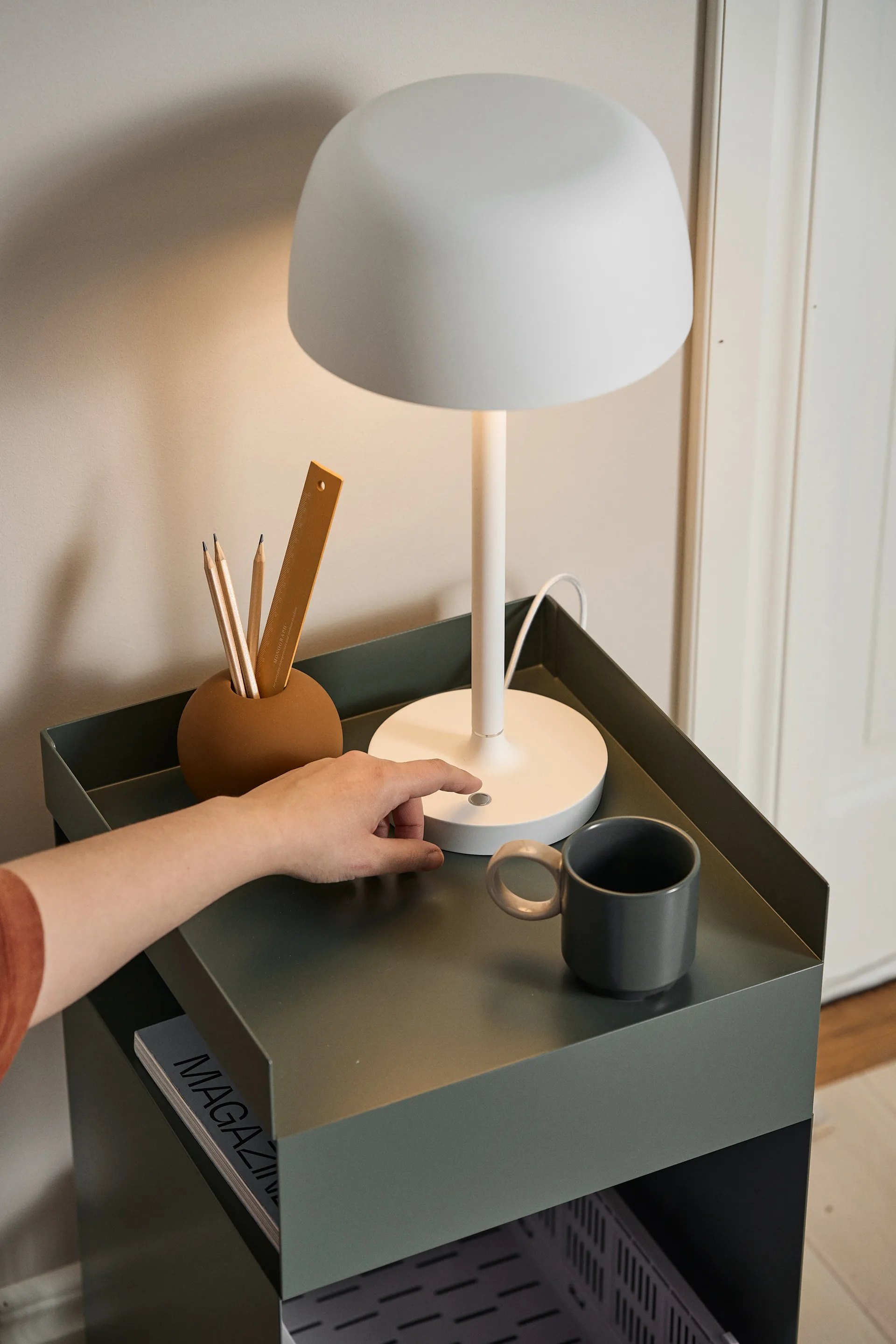 헤일로 테이블 조명 45.5 cm, White Scandi Living | 스칸디리빙