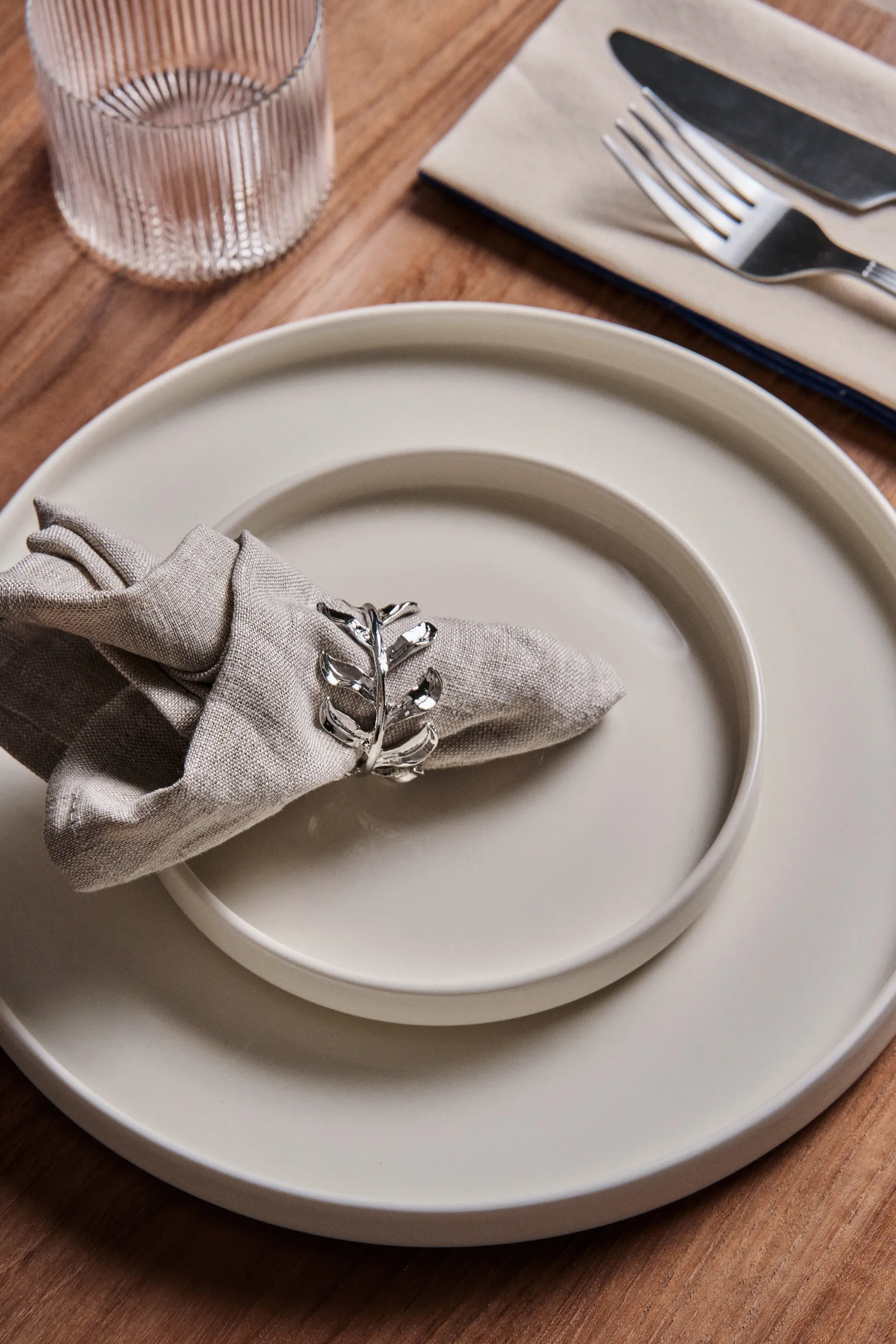 바인 냅킨 링 Ø4.7 cm 4개 세트, Zinc alloy Scandi Living | 스칸디리빙