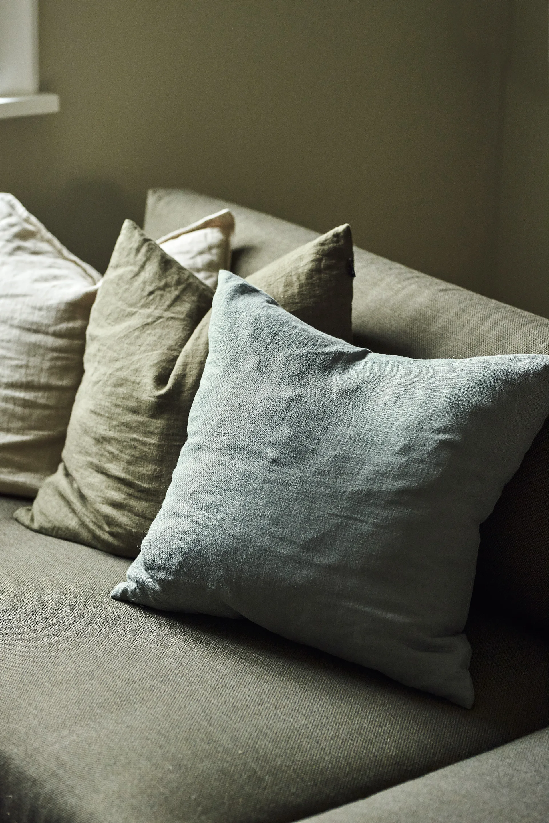 캄 리넨 쿠션 커버 50x50 cm, Smokey Blue Scandi Living | 스칸디리빙