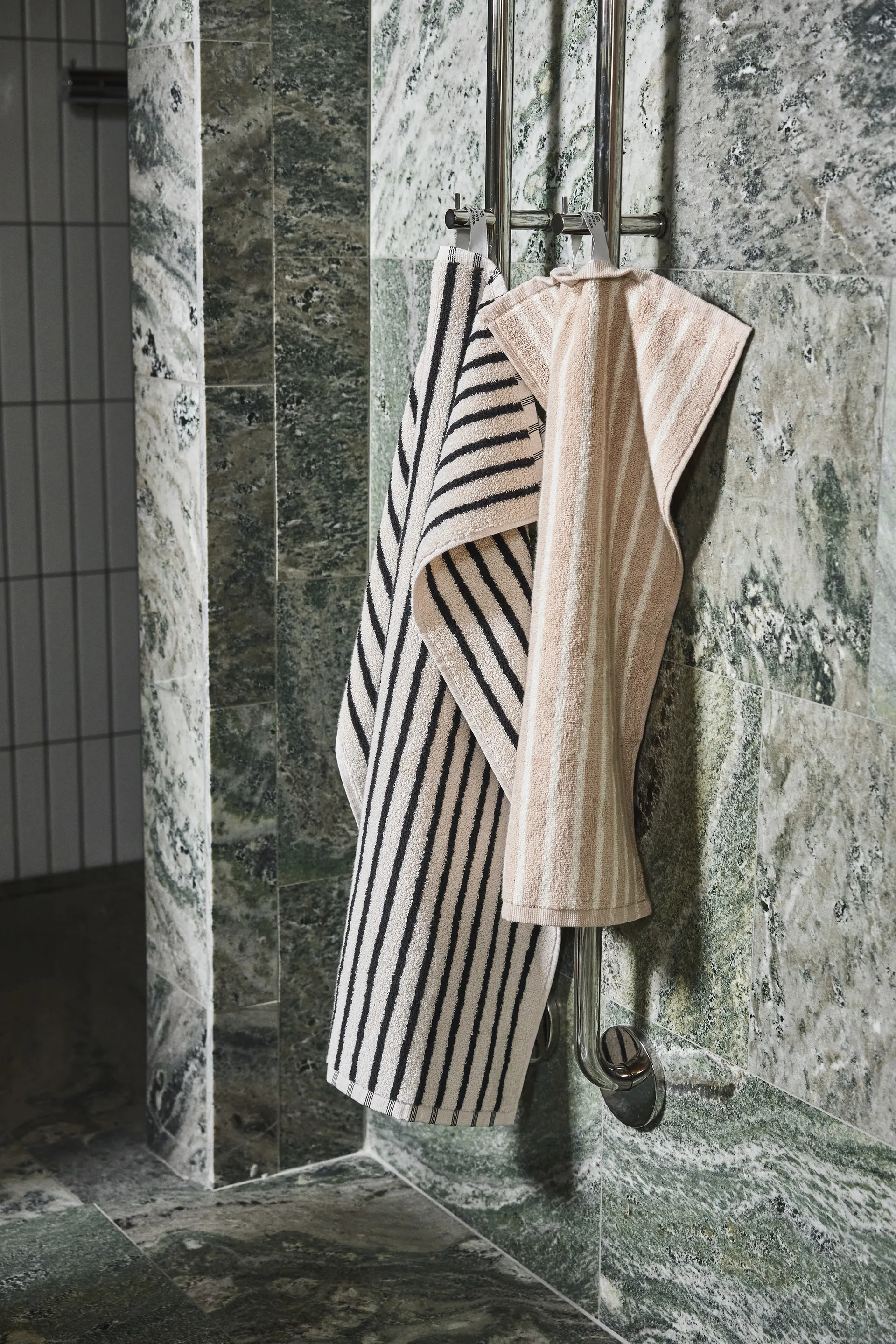 드리프트 타월 50x70 cm, White-black Scandi Living | 스칸디리빙