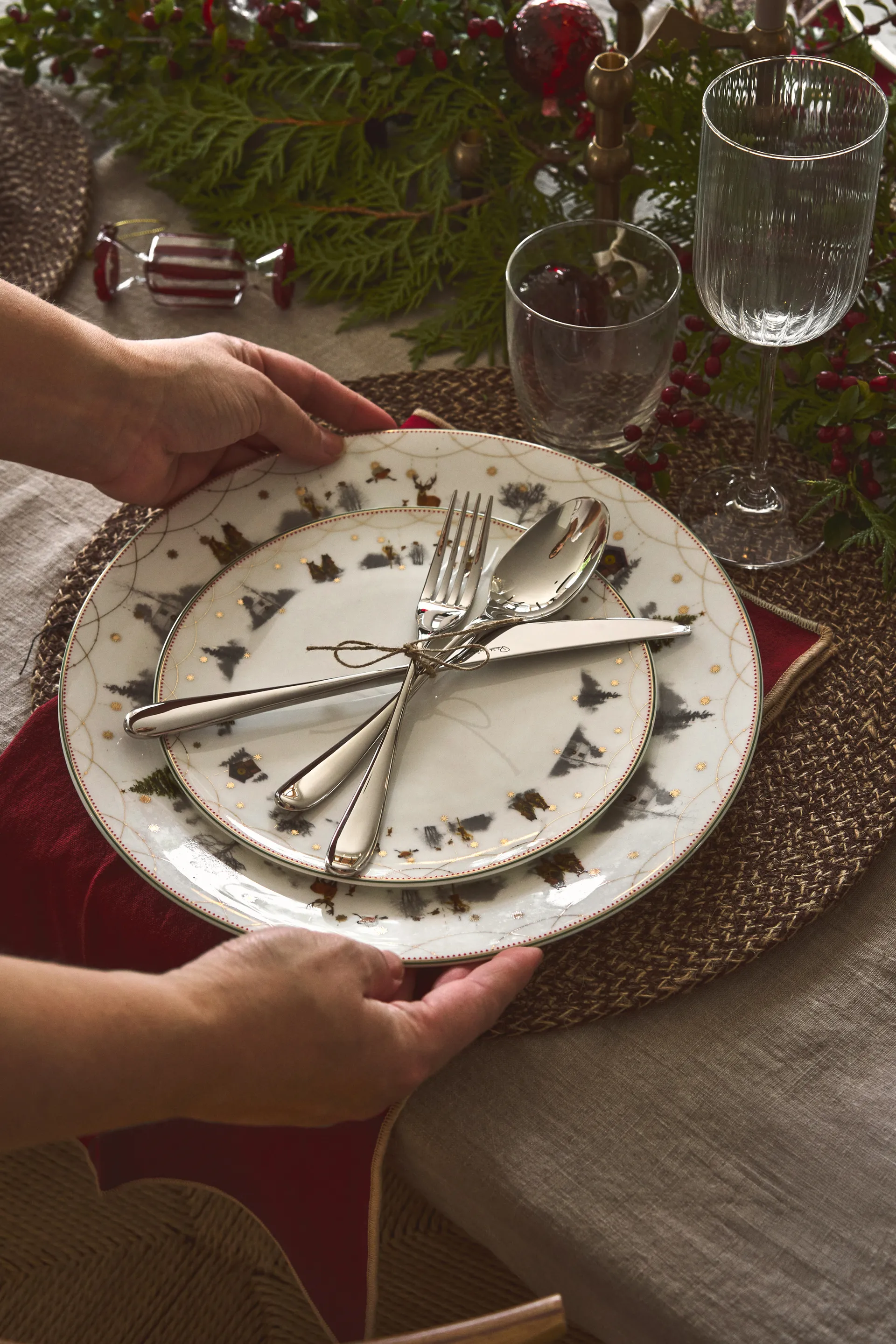 봉봉 크리스마스 트리 볼 6개 세트, Red Scandi Living | 스칸디리빙