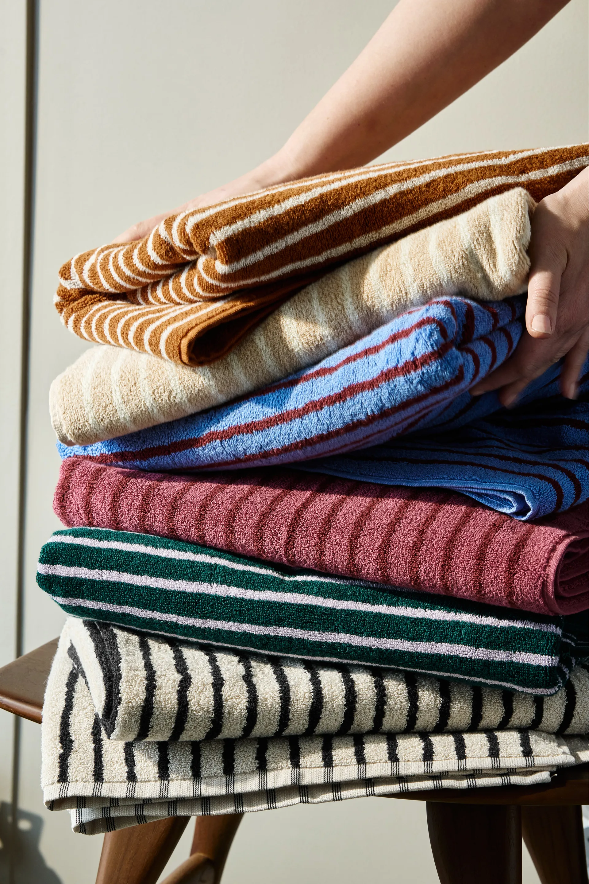 드리프트 바스 타월 70x140 cm, White-black Scandi Living | 스칸디리빙