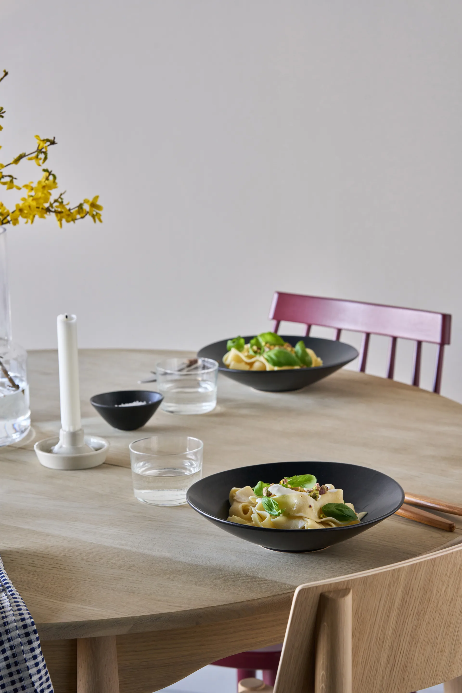 테라 파스타 플레이트, Black Stoneware, Ø22,5 cm Scandi Living | 스칸디리빙