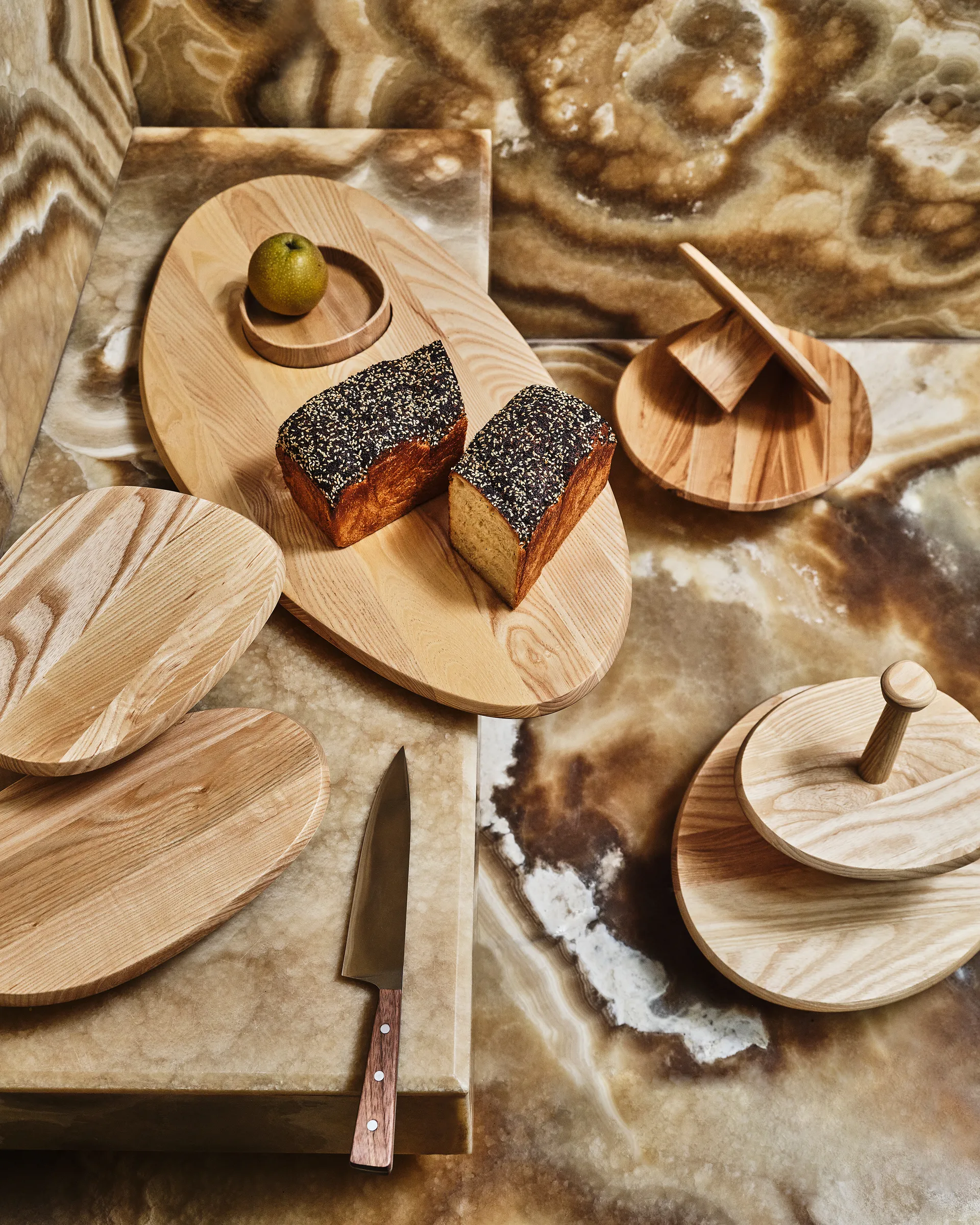 Dune 03 케이크 접시 23,5x29 cm, Ash Serax | 세락스