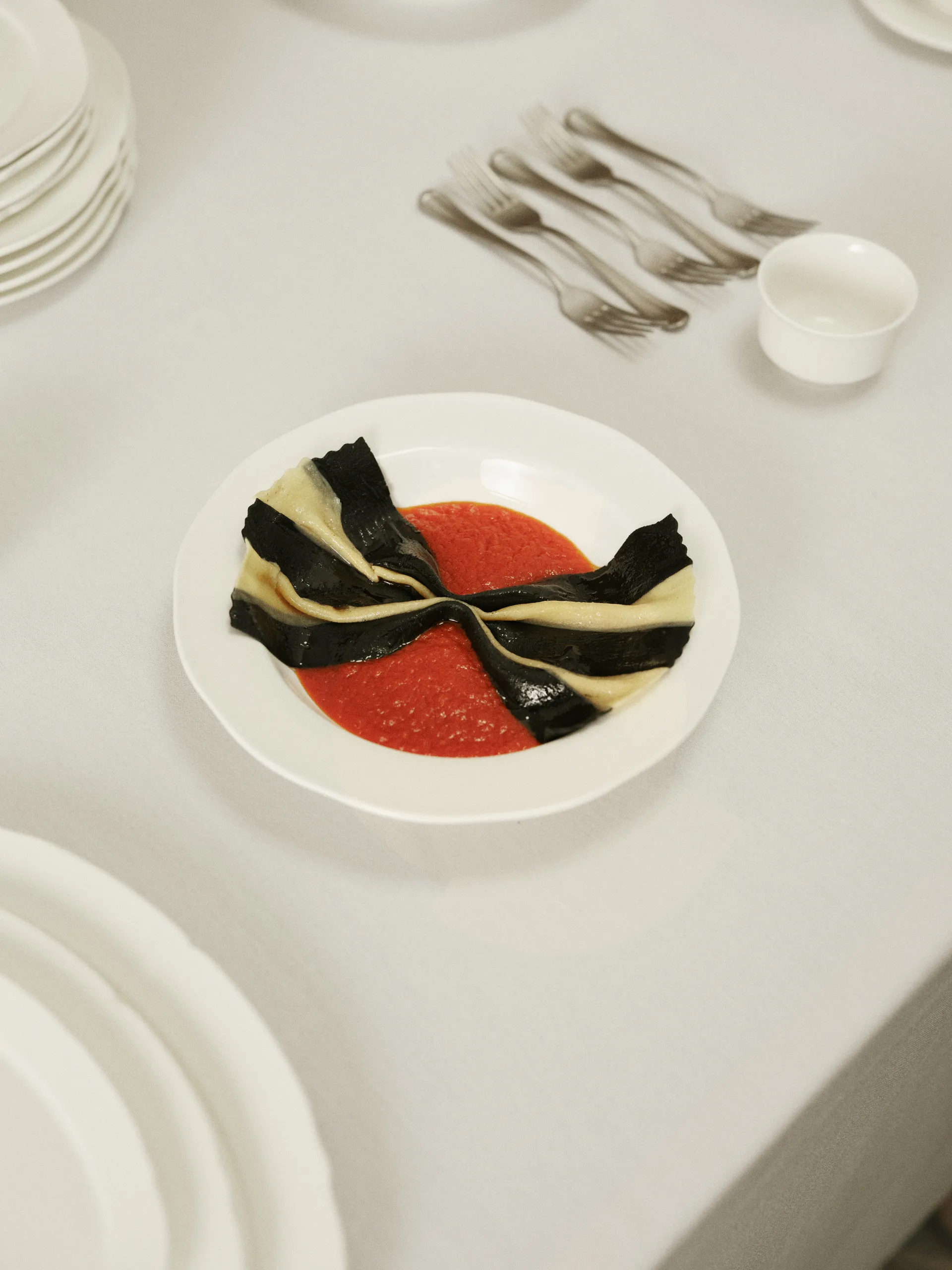 실루엣 딥 플레이트 M Ø23.7 cm 4팩, White Serax | 세락스