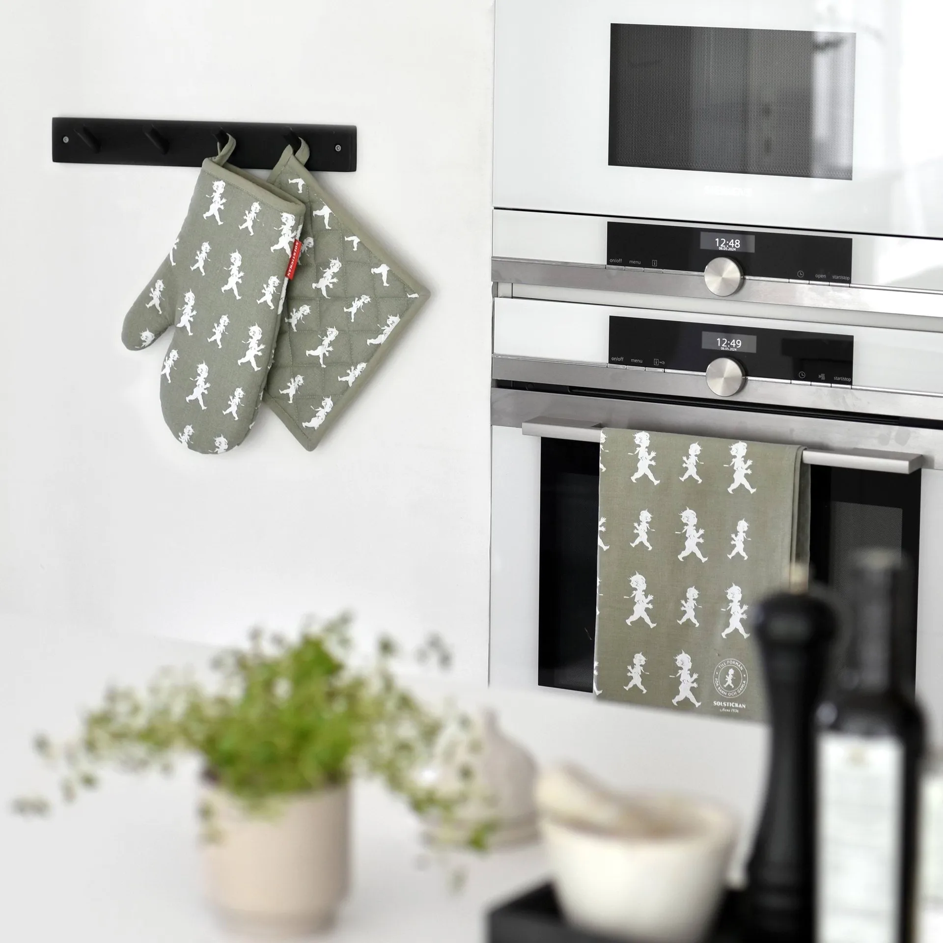 솔스티칸 티 타월 50x70 cm, Green-white Solstickan Design | 솔스티칸 디자인
