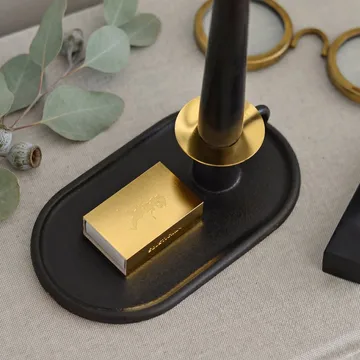 손잡이 캔들 홀더와 성냥 케이스 - Black - Solstickan Design | 솔스티칸 디자인