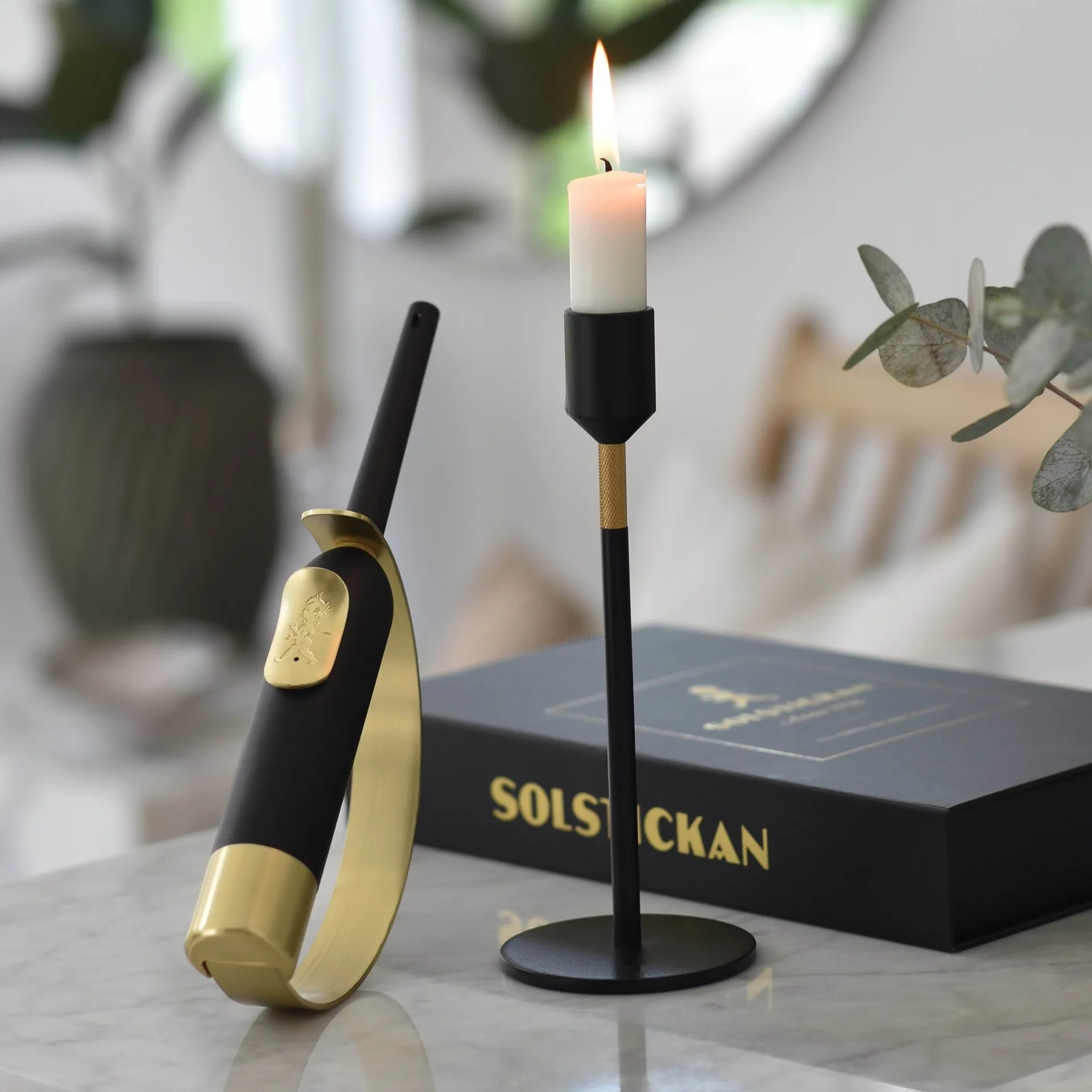 Solstickan 라이터, Black-brass Solstickan Design | 솔스티칸 디자인