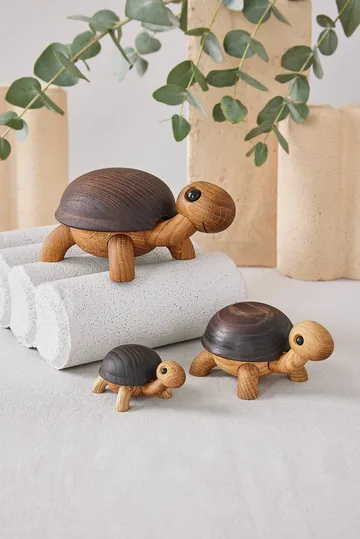 스포티 베이비 터틀 나무 데코레이션 6.5 cm - Oak - Spring Copenhagen | 스프링 코펜하겐