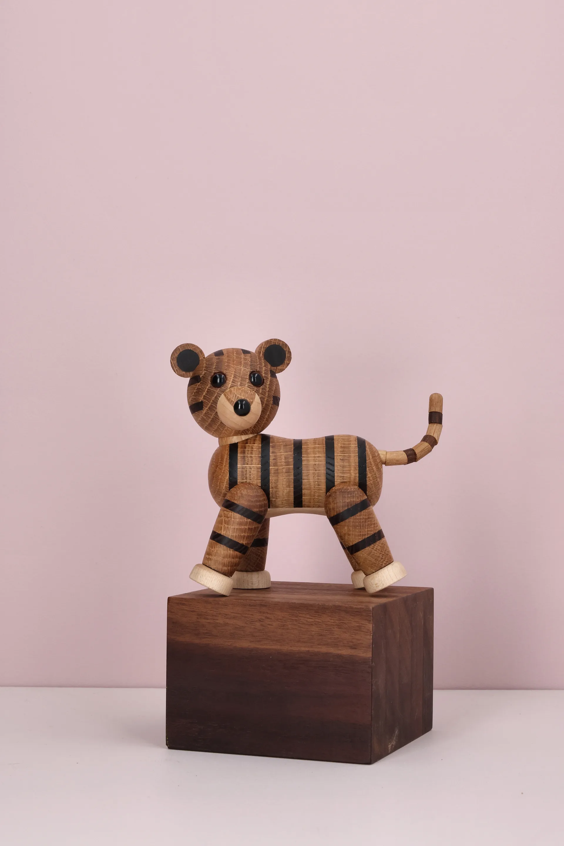 시바 타이거 나무 데코레이션, Beige, 12x6x12 cm Spring Copenhagen | 스프링 코펜하겐