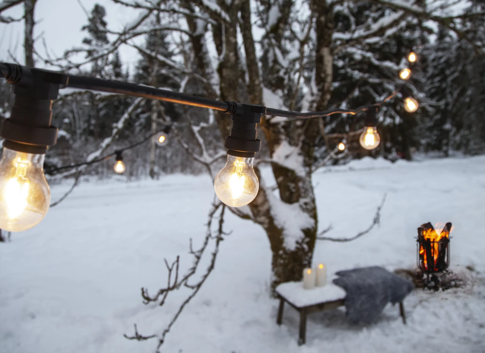 코넥타 라이트 스트링 E27 7.35 m, Black Star Trading | 스타트레이딩