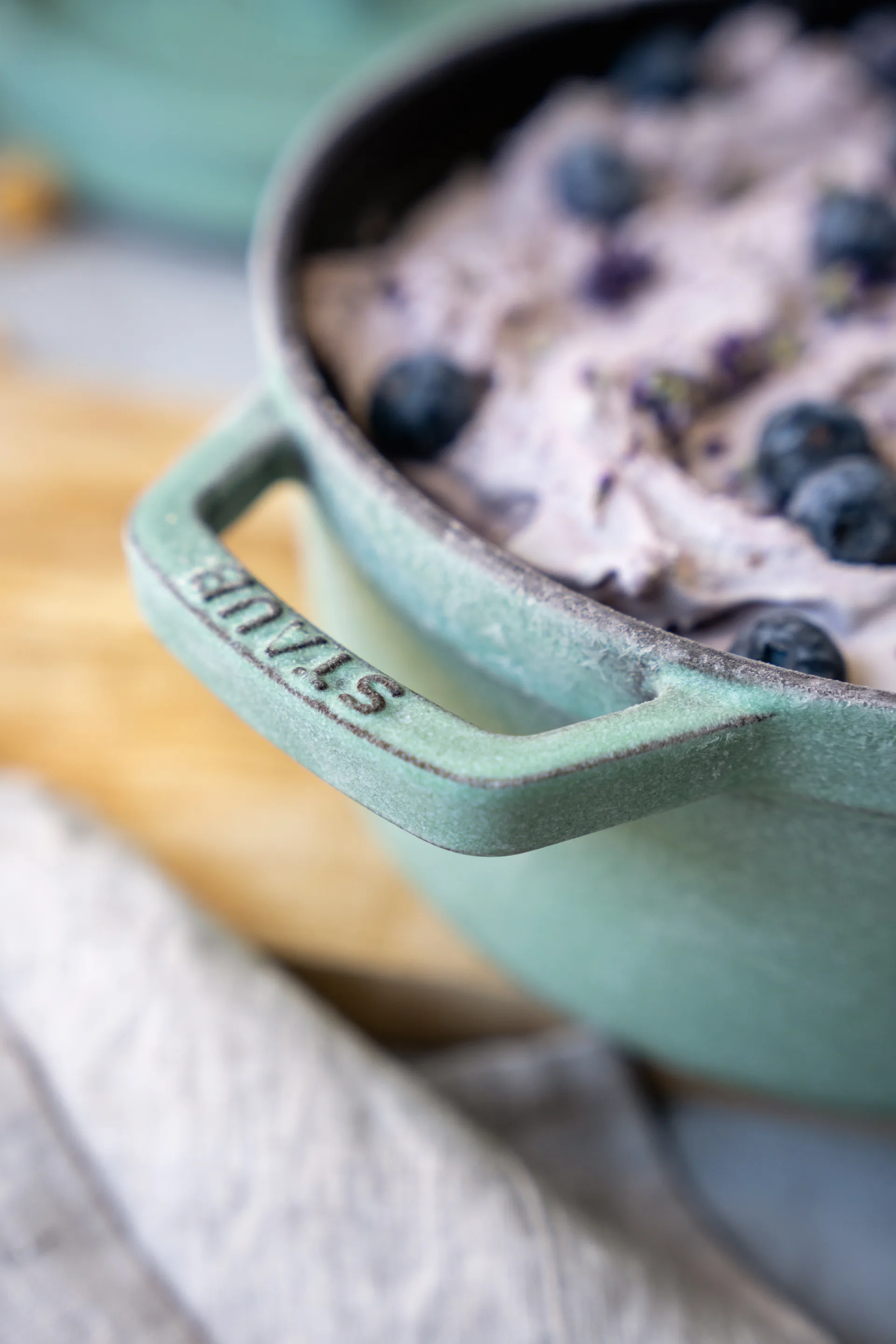 꼬꼬떼 원형 냄비 3.8 l, Salvia 24cm STAUB | 스타우브