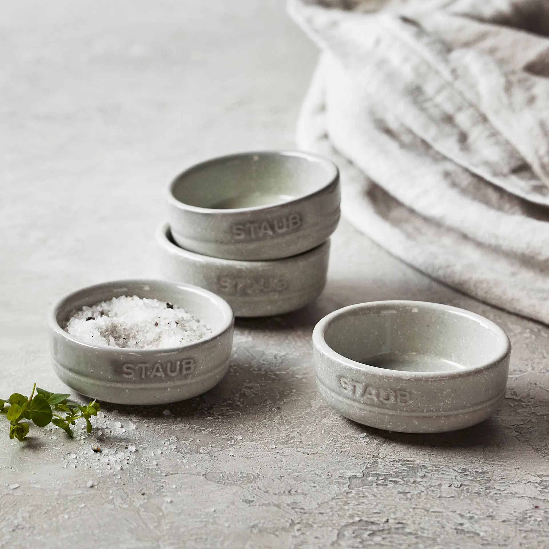 뉴 화이트 트러플 미니 보울 4개 세트, Ø5 cm STAUB | 스타우브