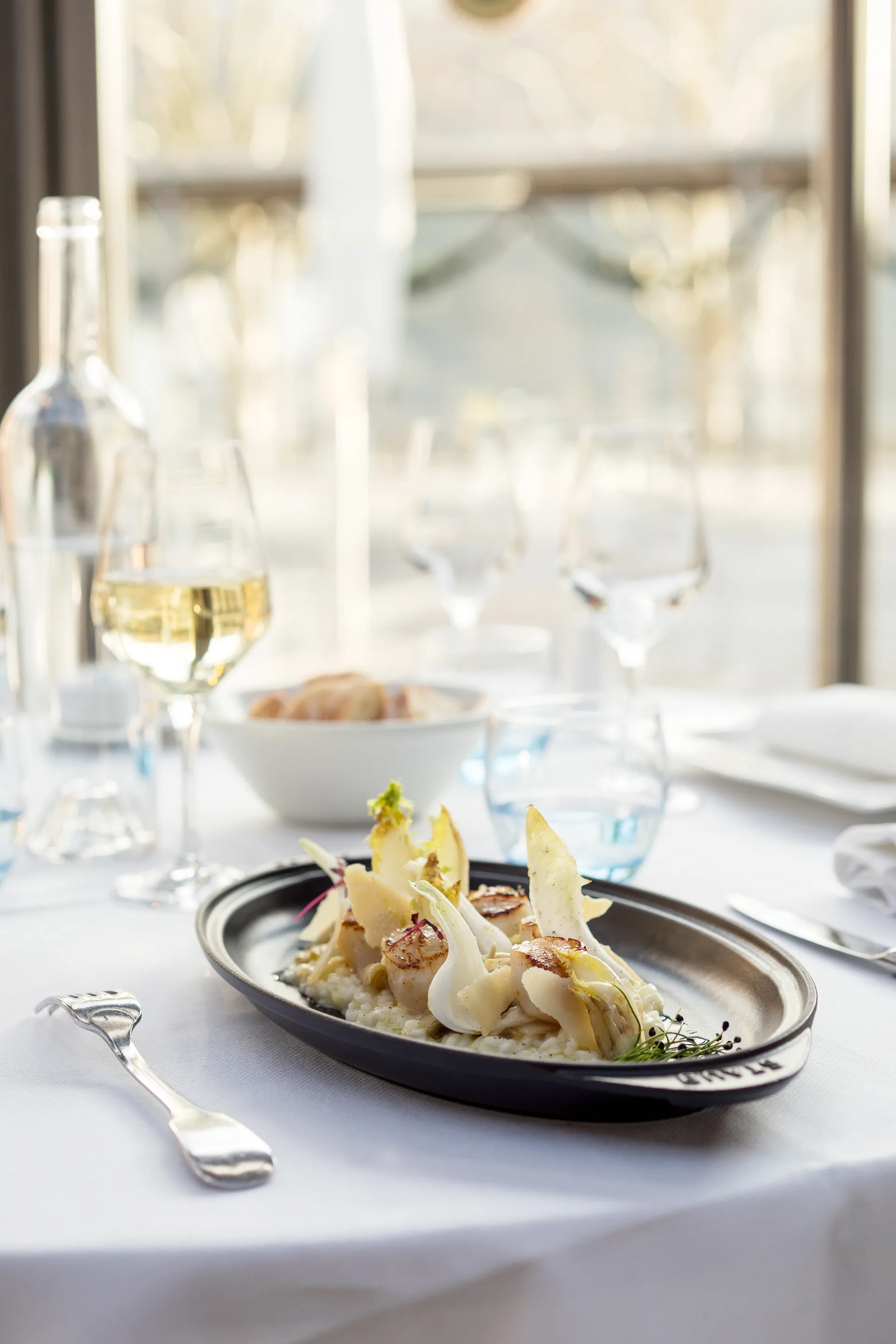 오벌 피쉬 핫플레이트, black STAUB | 스타우브