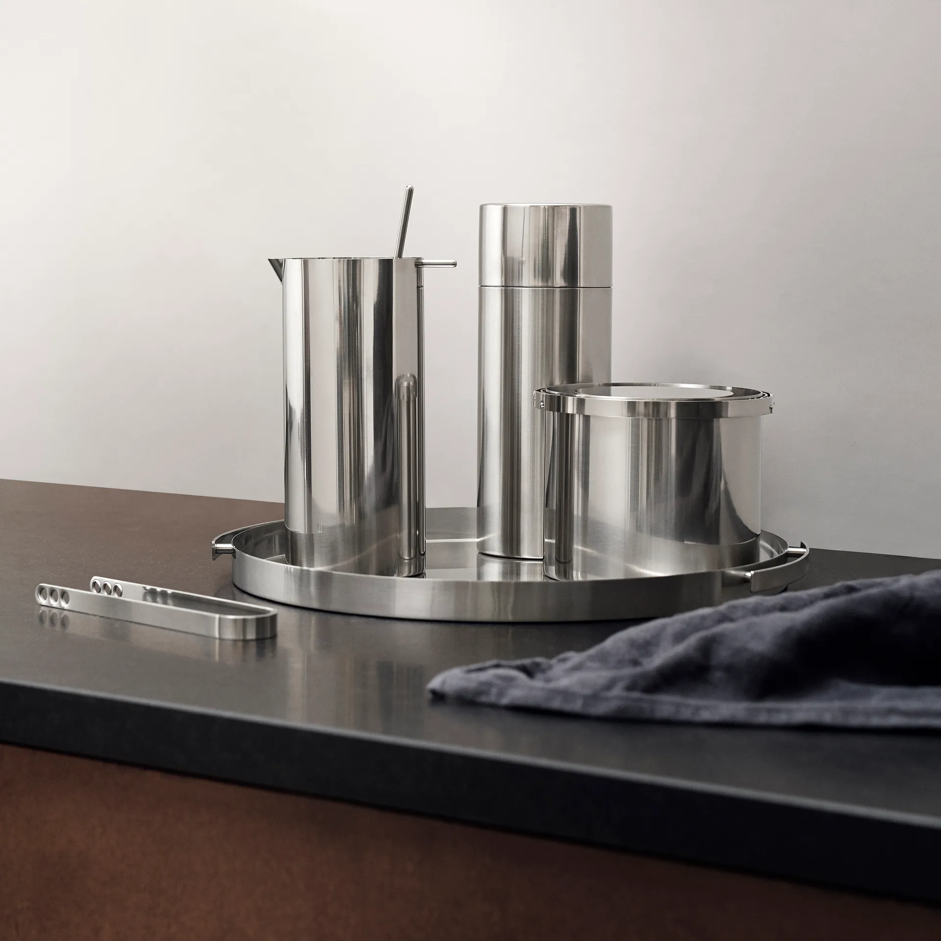 AJ 실린더 라인 칵테일 셰이커 0.75 l, Stainless steel Stelton | 스텔톤