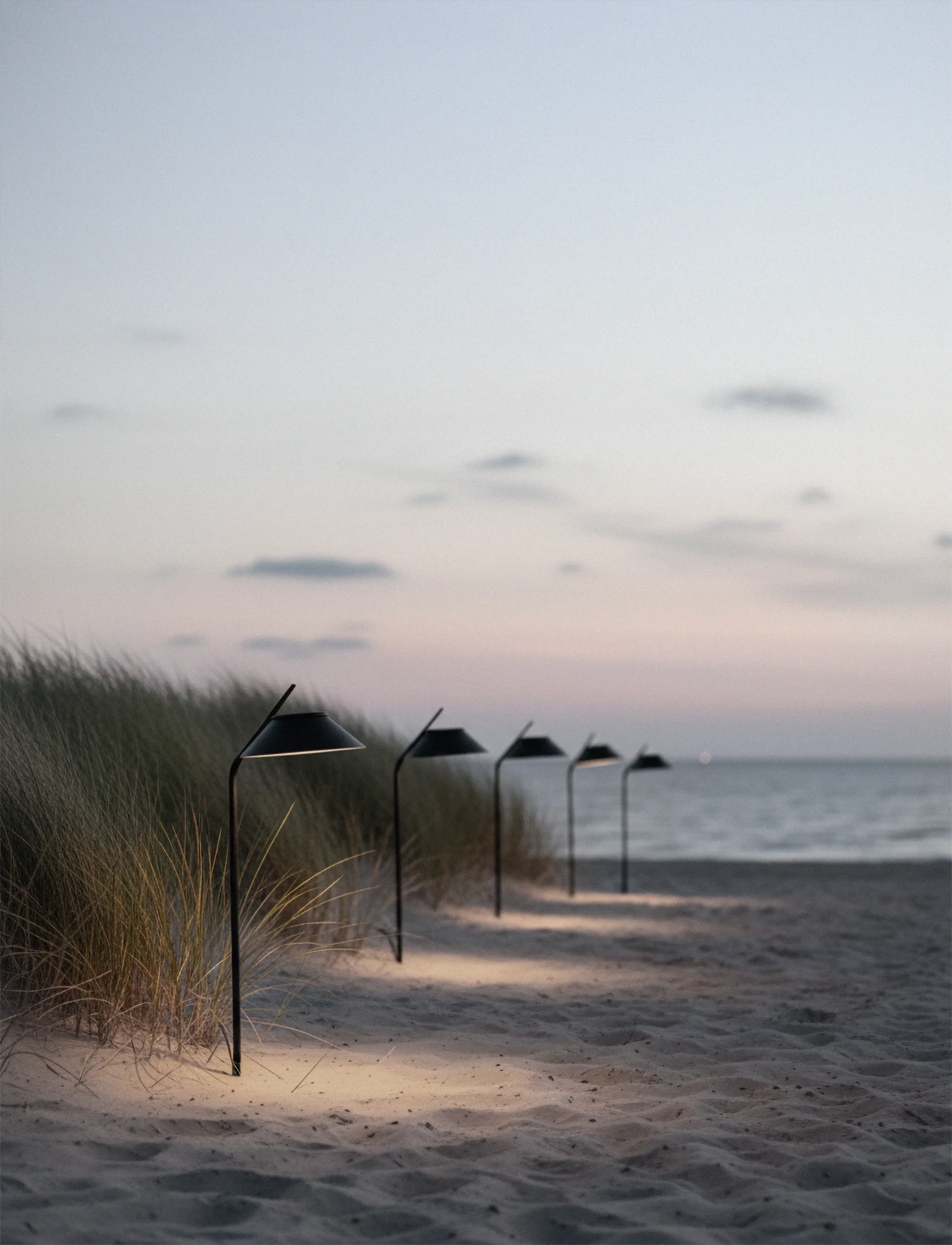앵글 태양광 볼라드 조명(스탠드 포함), Black Stelton | 스텔톤