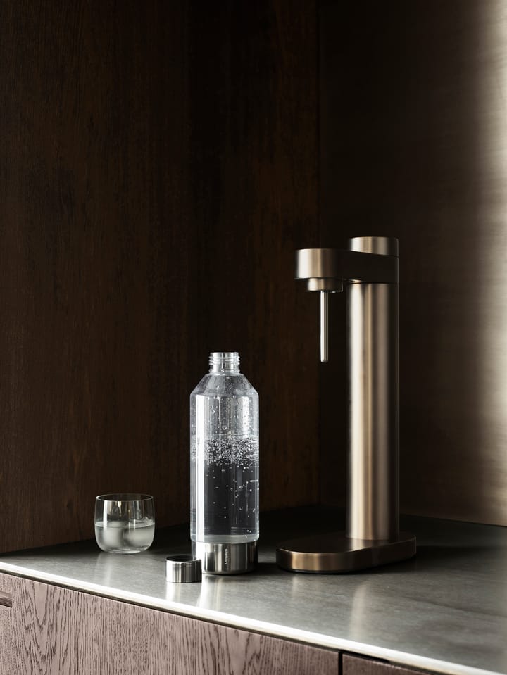 브루스 카보네이터, Dark brown metallic Stelton | 스텔톤