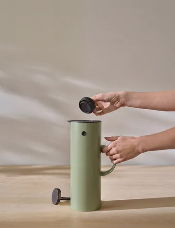 EM77 Stelton 보온 주전자 1 l - Soft fern green - Stelton | 스텔톤