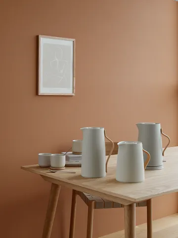 엠마 커피 진공 저그 - Soft sand, 1,2 L - Stelton | 스텔톤