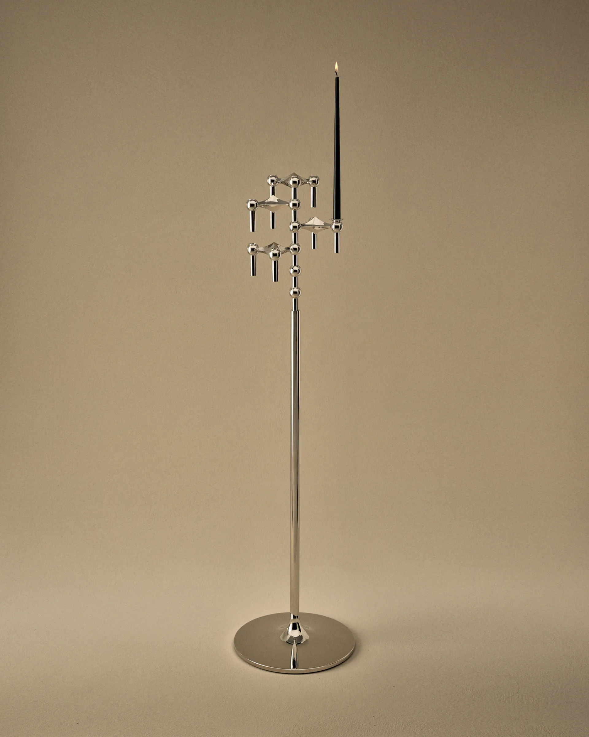 스토프 나겔 플로어 캔들 스틱 70 cm, Chrome STOFF Nagel