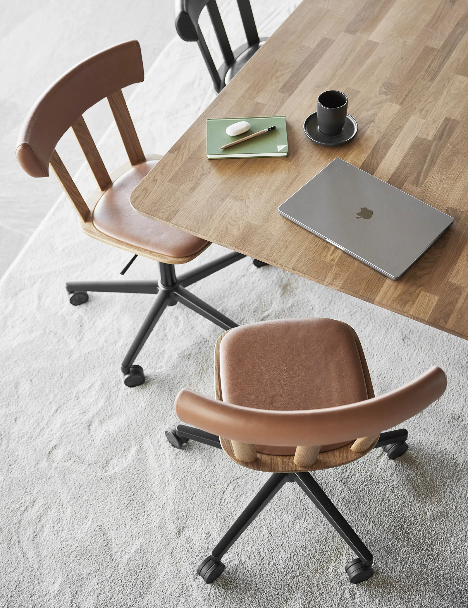 알트 체어 스위블 베이스 업홀스터드 시트 오크, Elmotique 43807-natural oil Stolab | 스톨랩