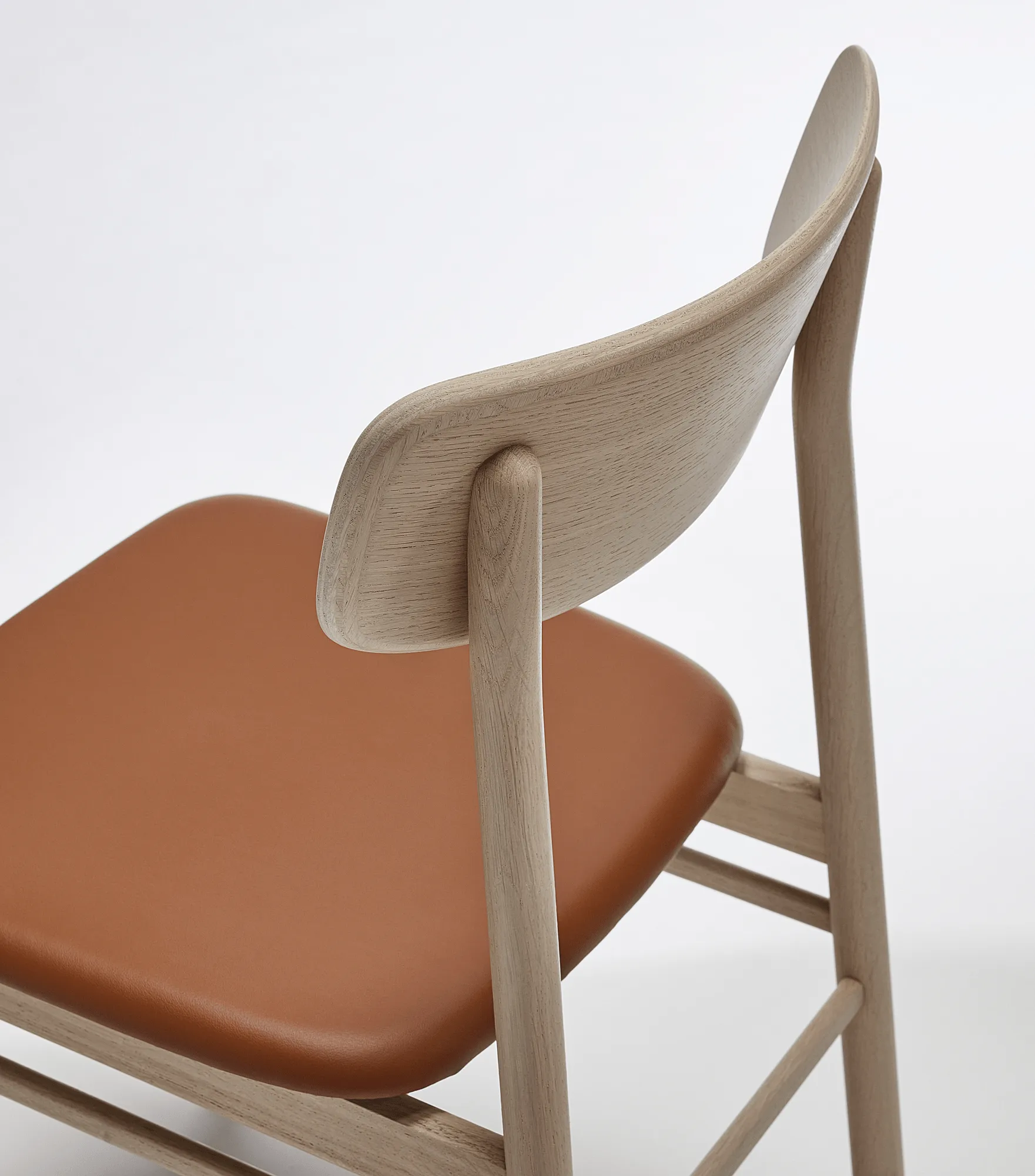 Prima Vista 체어 라이트 매트 광택 오크, Leather Elmosoft 43807 cognac Stolab | 스톨랩