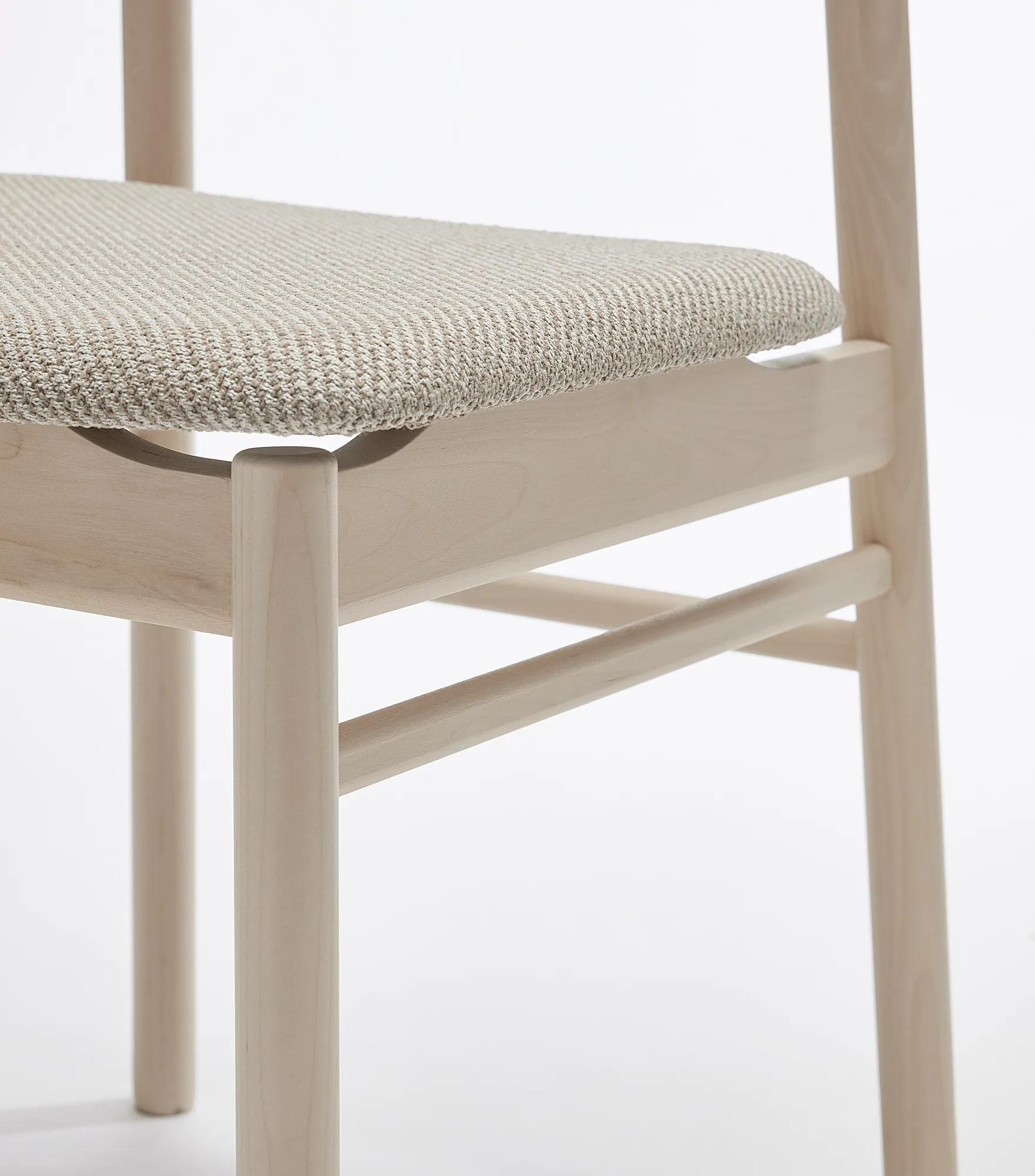 Prima Vista 체어 버치 라이트 매트 마감, Textile Atto Driftwood V3576/01 grey Stolab | 스톨랩