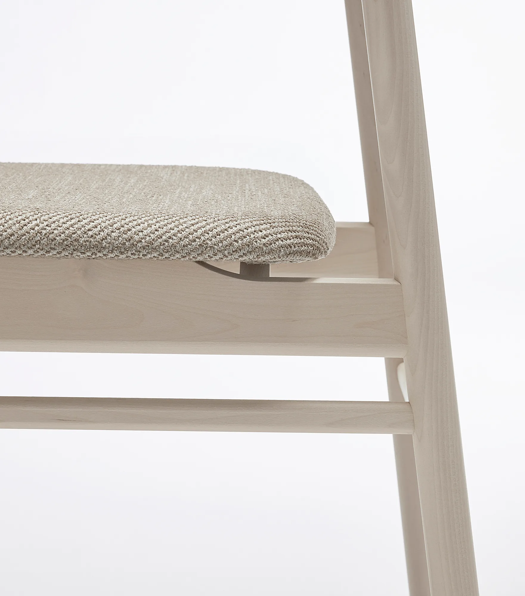 Prima Vista 체어 화이트-오일드 버치, Textile Atto Driftwood V3576/01 grey Stolab | 스톨랩