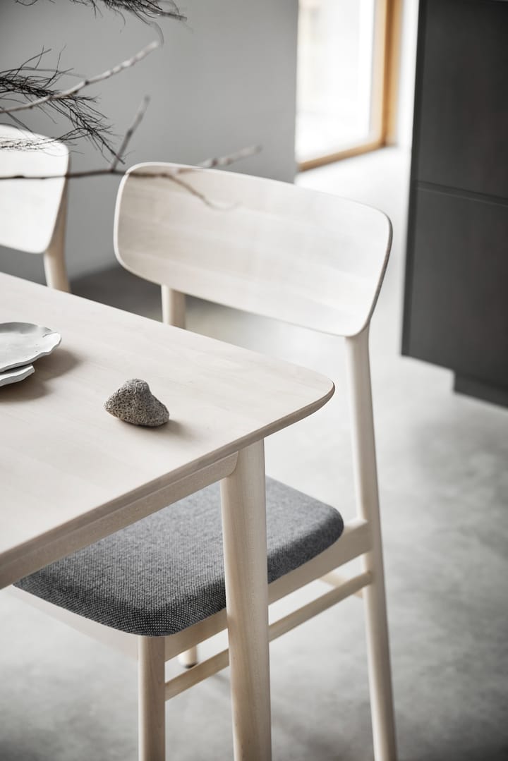 Prima Vista 체어 버치 라이트 매트 마감, Textile hallingdaldal 65-130 grey Stolab | 스톨랩