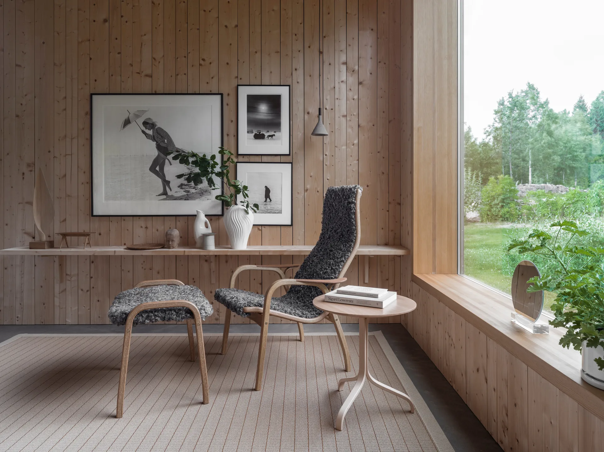 라미노 암체어 래커드 비치/양피, 문라이트-베이지 Swedese | 스웨데제