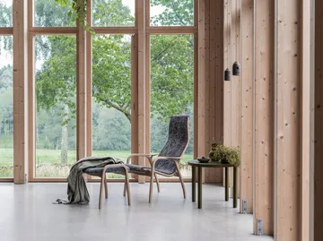 라미노 암체어 & 오토만 오일드 오크/양피 - 사하라-누가 브라운 - Swedese | 스웨데제