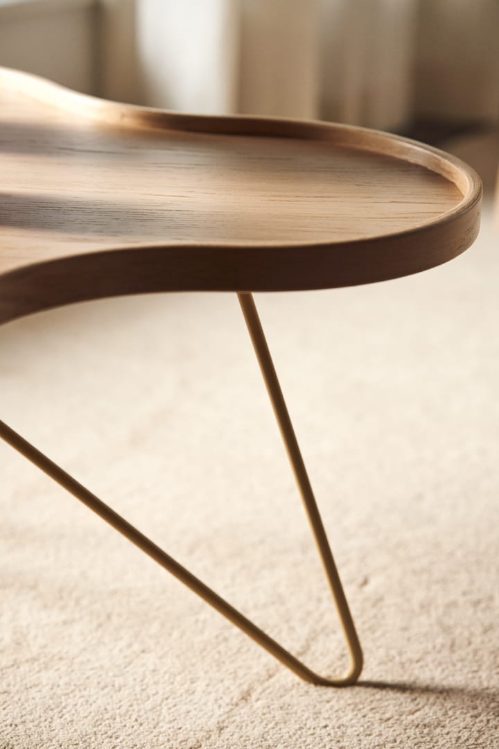 플라워 모노 테이블 84x90 cm, H39 cm Oak laquered Swedese | 스웨데제